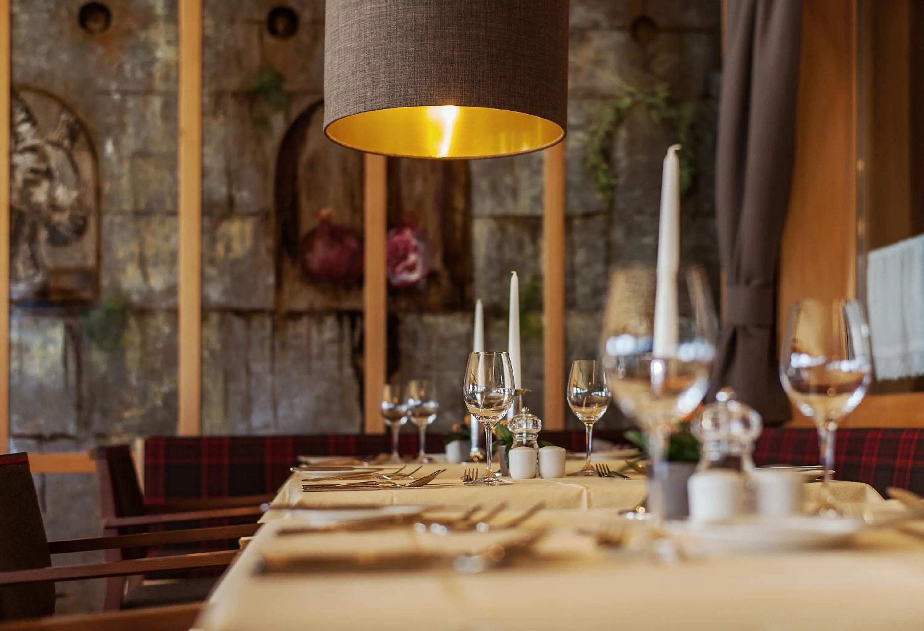 Restaurant/places to eat in Hotel Steffisalp