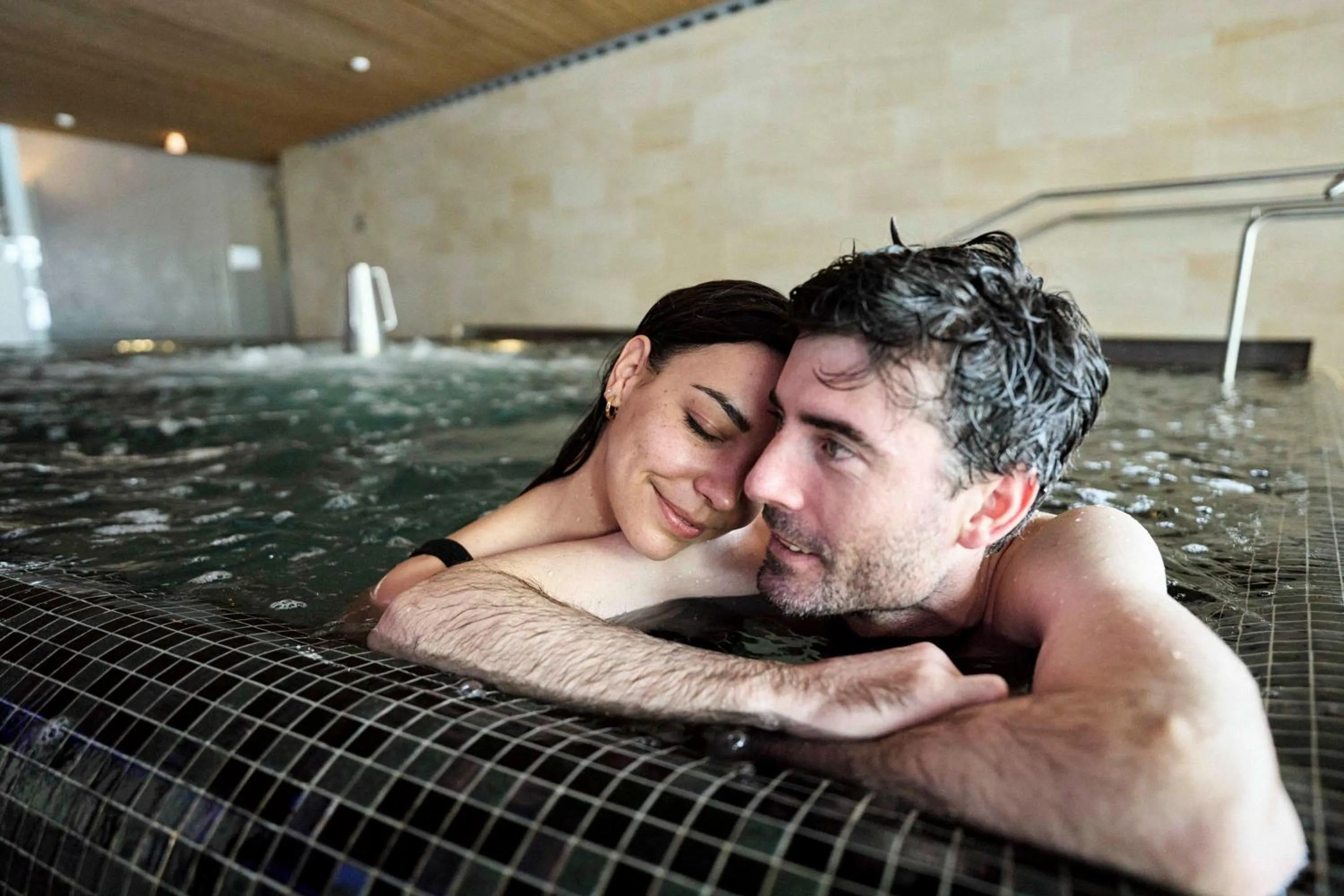 Swimming pool in Hotel Steffisalp