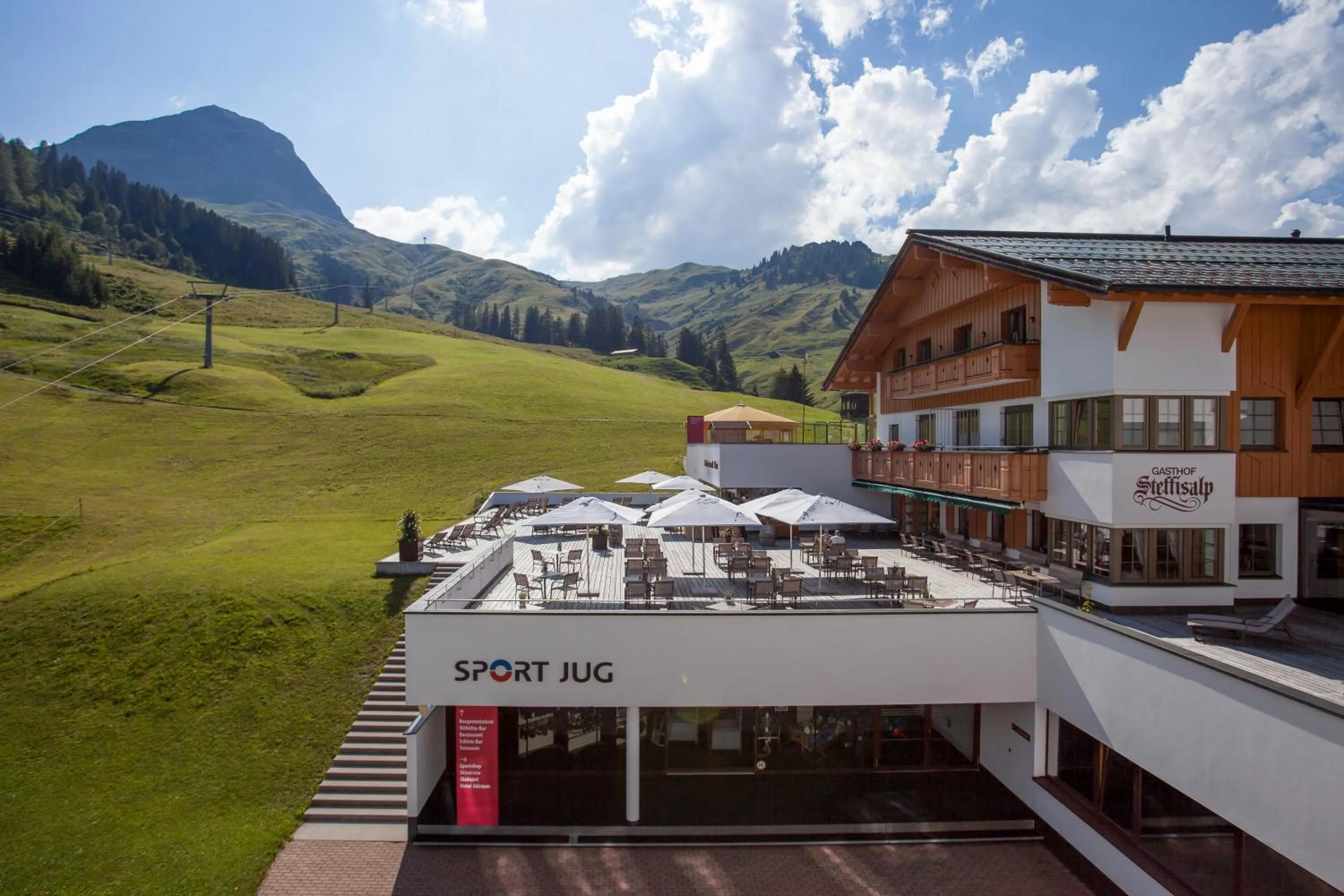 Facade/entrance in Hotel Steffisalp