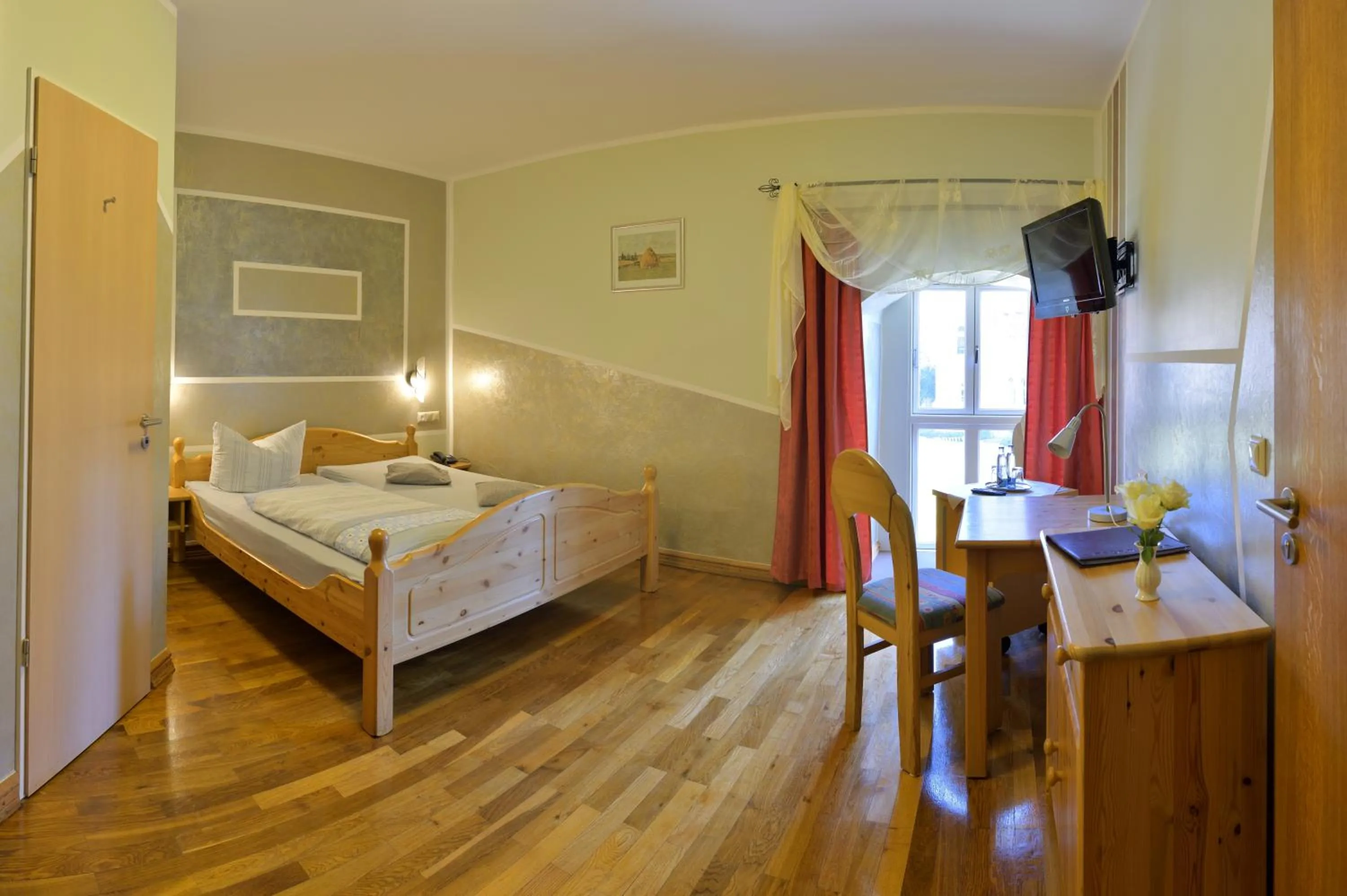 Photo of the whole room, Bed in Schloß Altenhausen