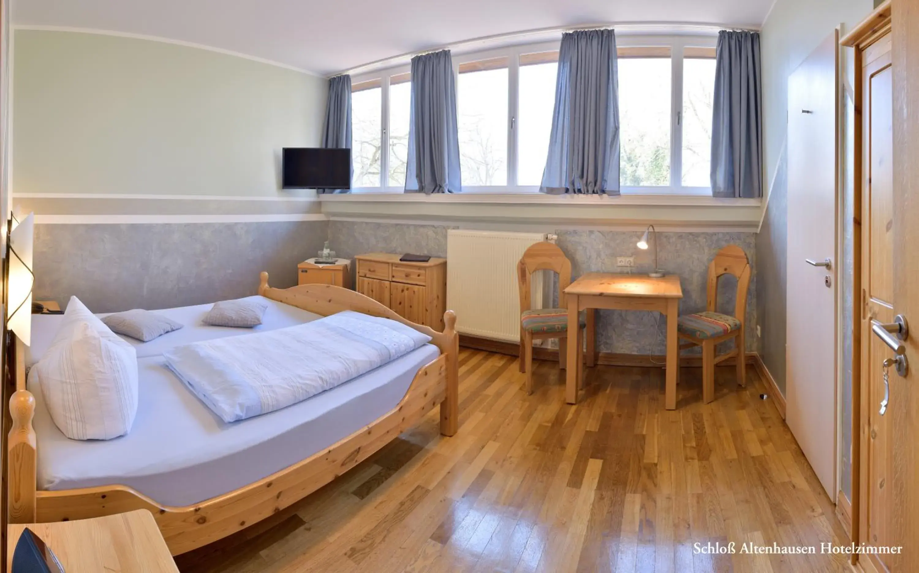 Double Room - single occupancy in Schloß Altenhausen Double Room - single occupancy in Schloß Altenhausen