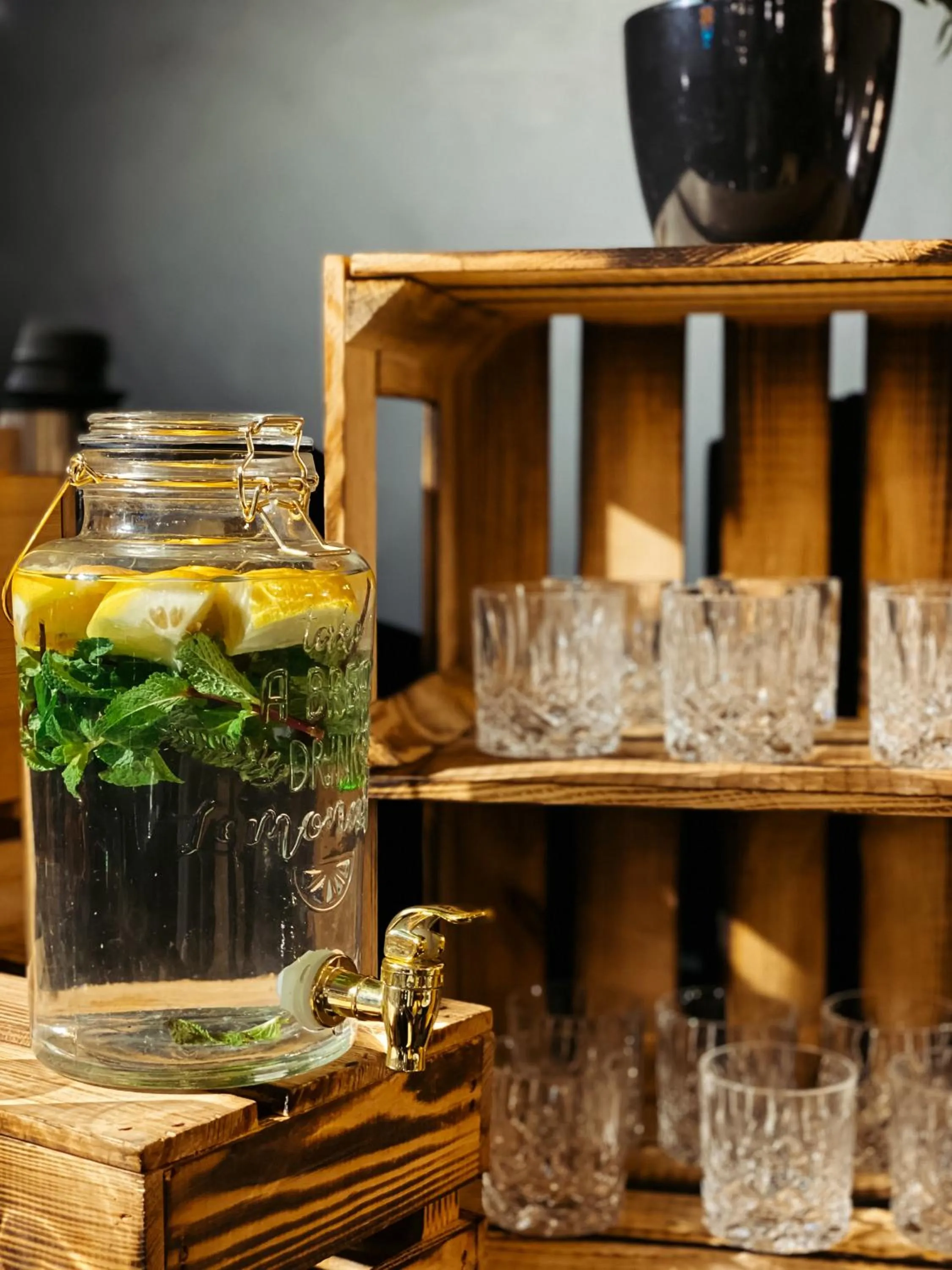 Drinks in Hotel Schani Salon