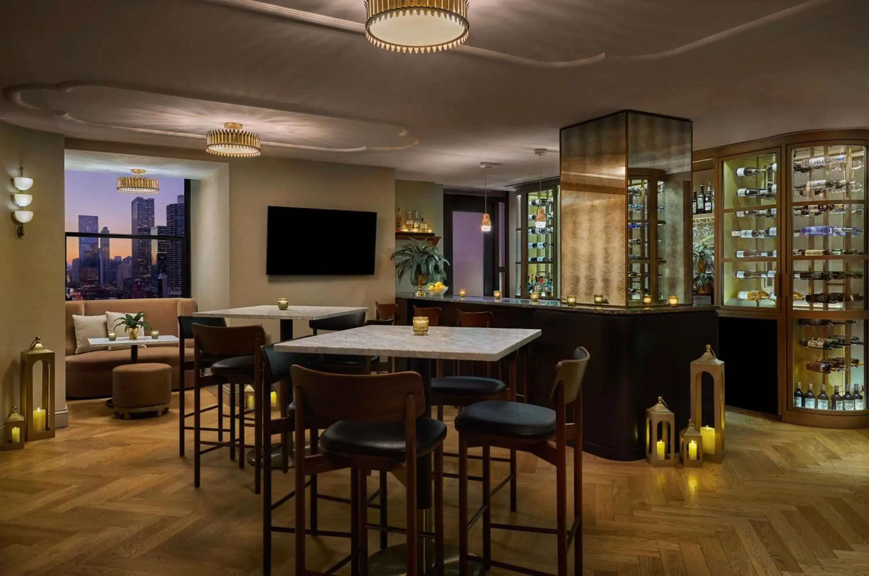 Lounge or bar in Pendry Chicago Lounge or bar in Pendry Chicago