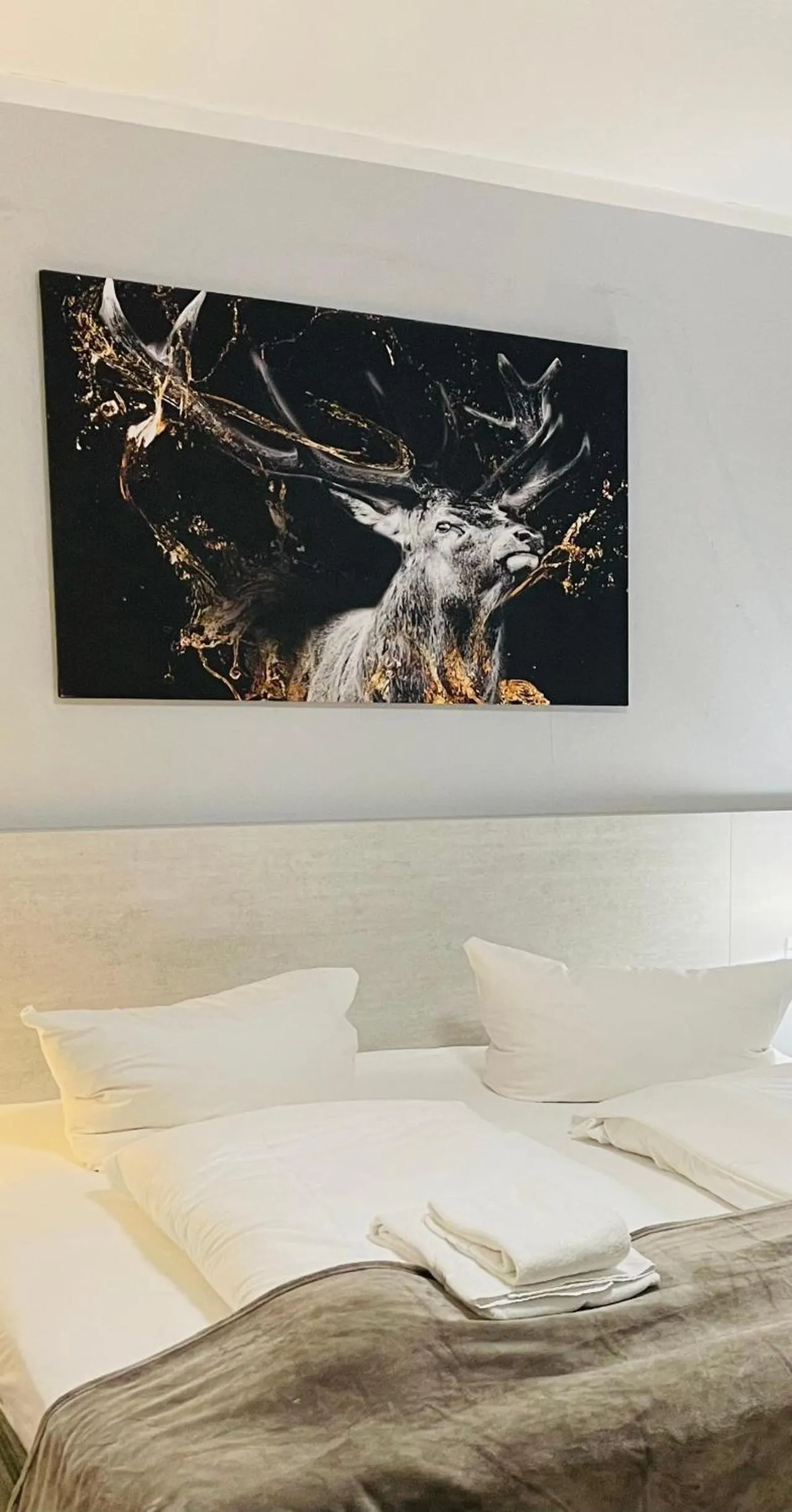 Bed in Harzhotel Warnstedter Krug