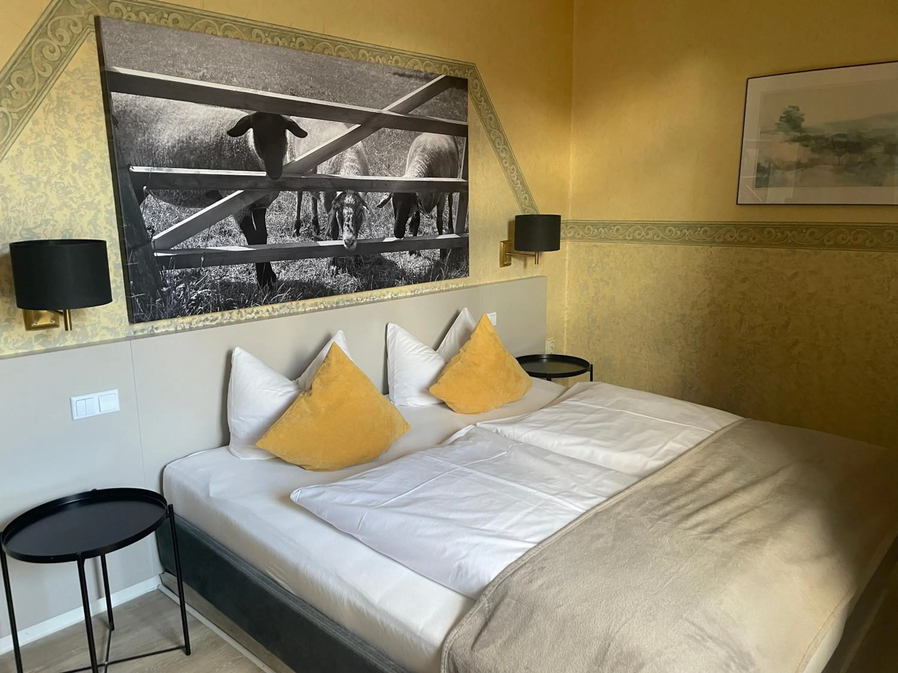 Bed in Harzhotel Warnstedter Krug