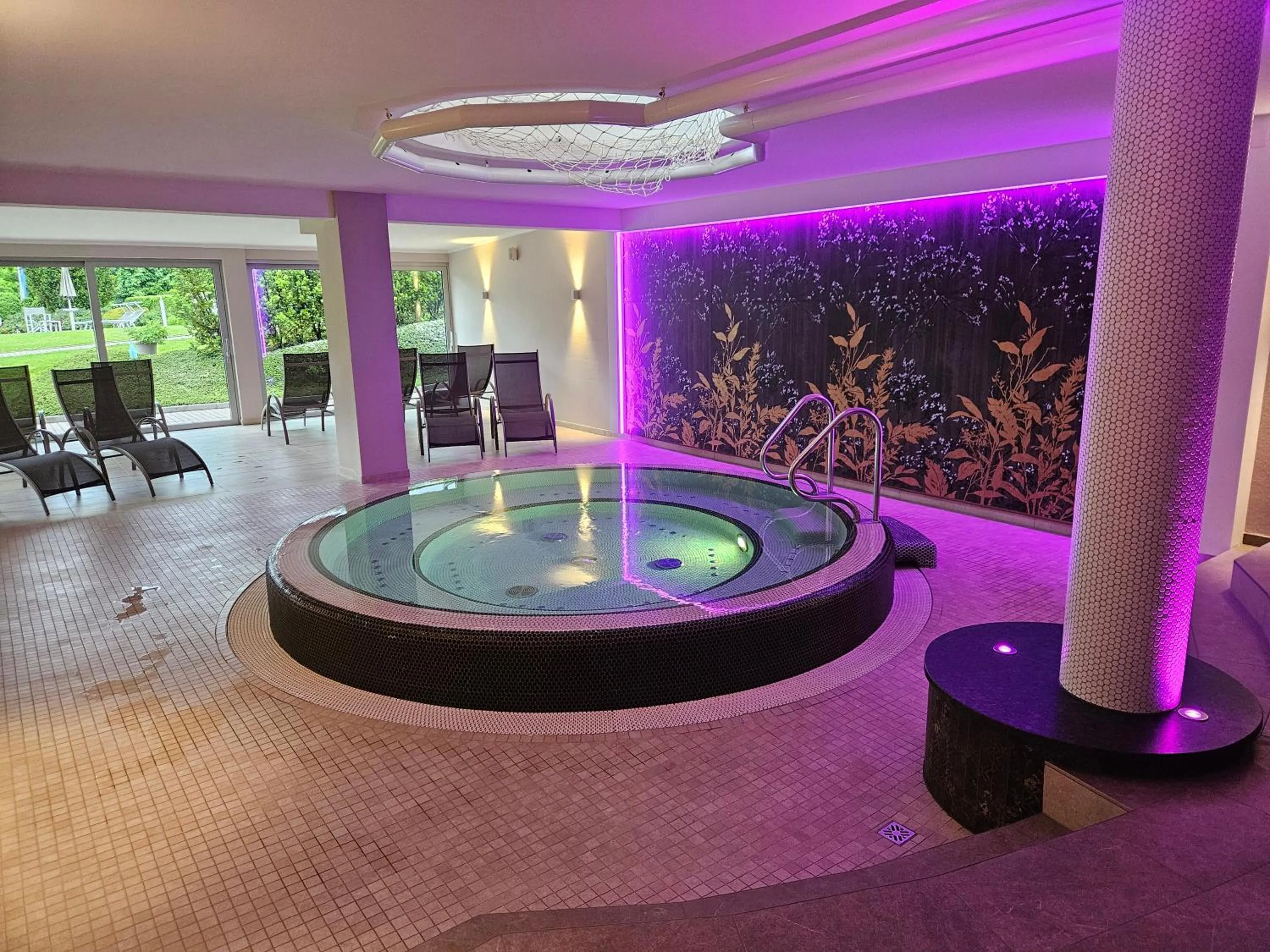 Hot Tub in Dei Hotel Schönblick