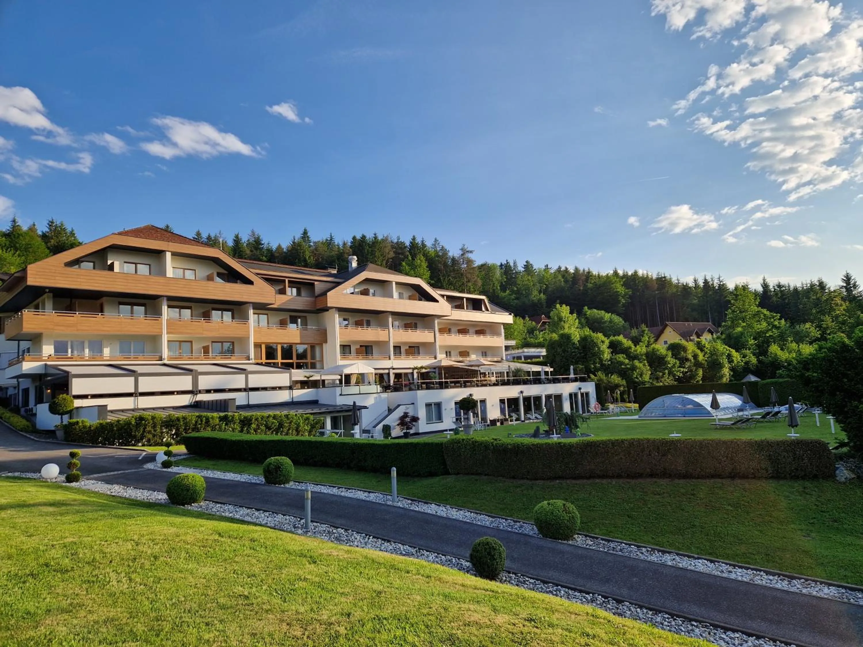 Property building in Dei Hotel Schönblick
