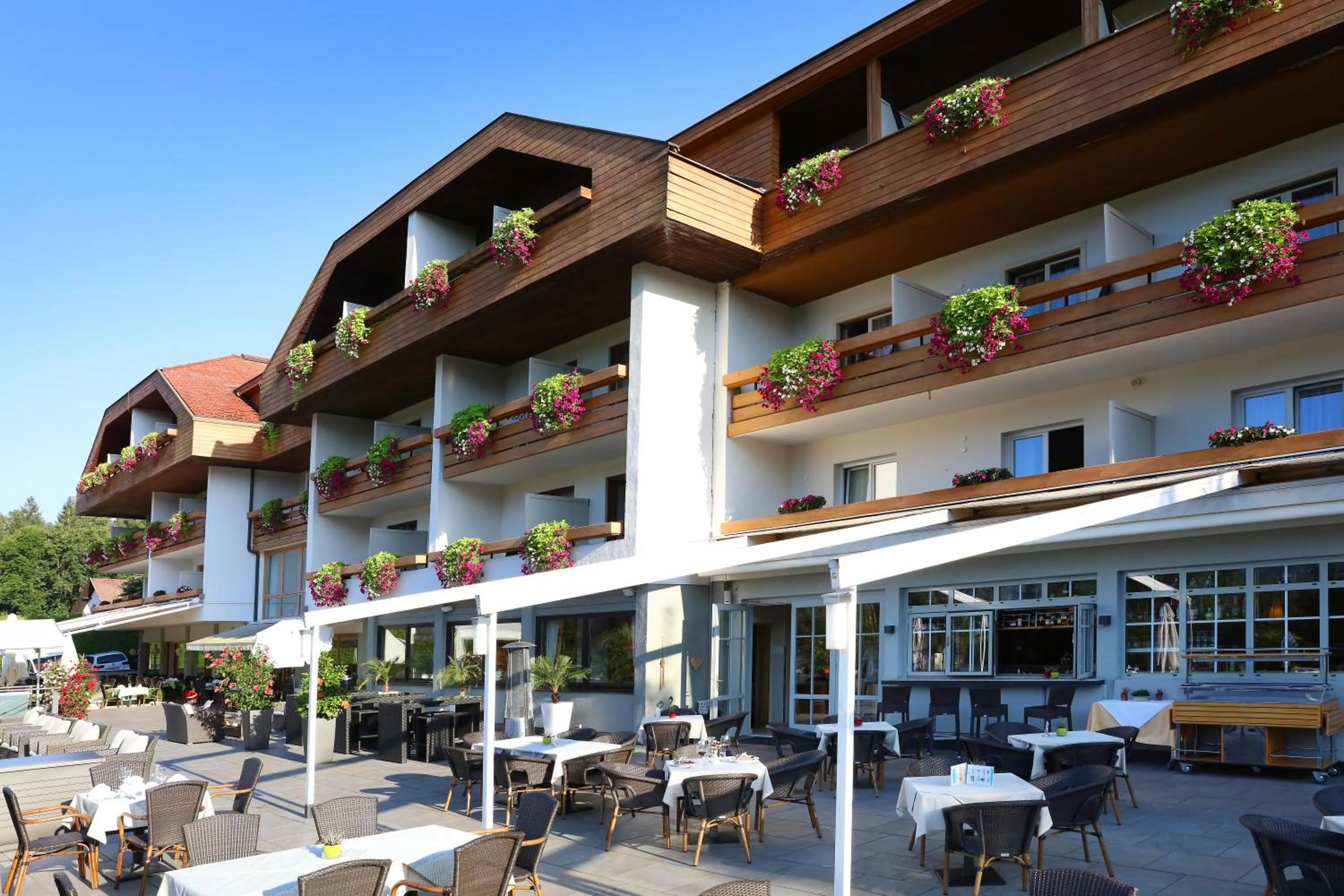 Restaurant/places to eat in Dei Hotel Schönblick