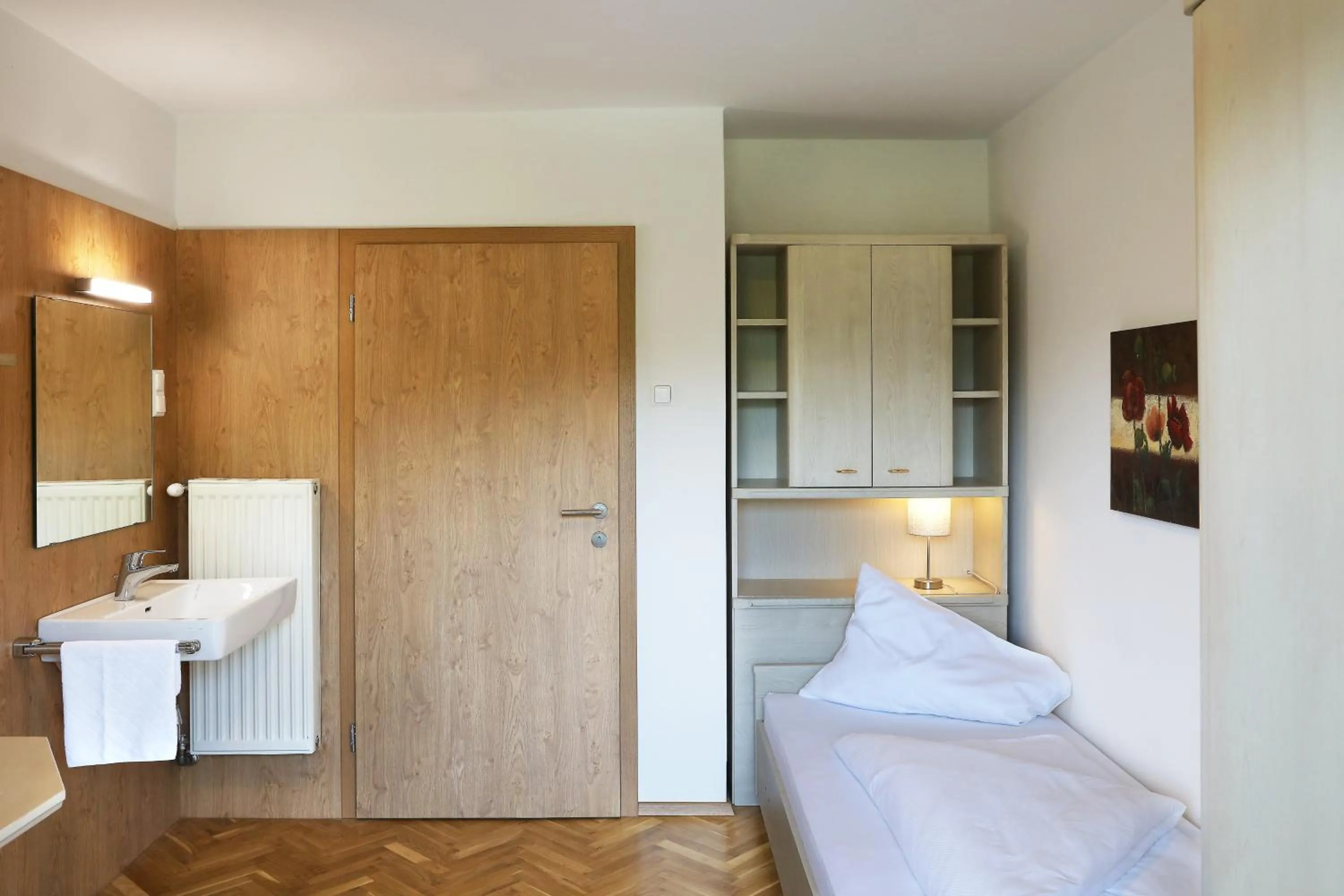 Decorative detail, Bed in Dei Hotel Schönblick