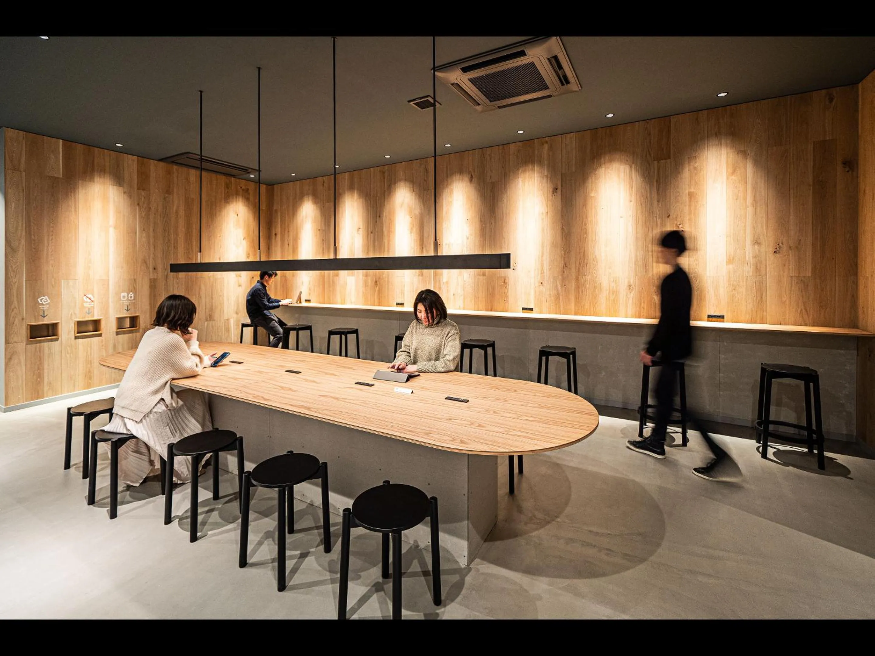 Lobby or reception in Capsule Plus Yokohama Sauna & Capsule