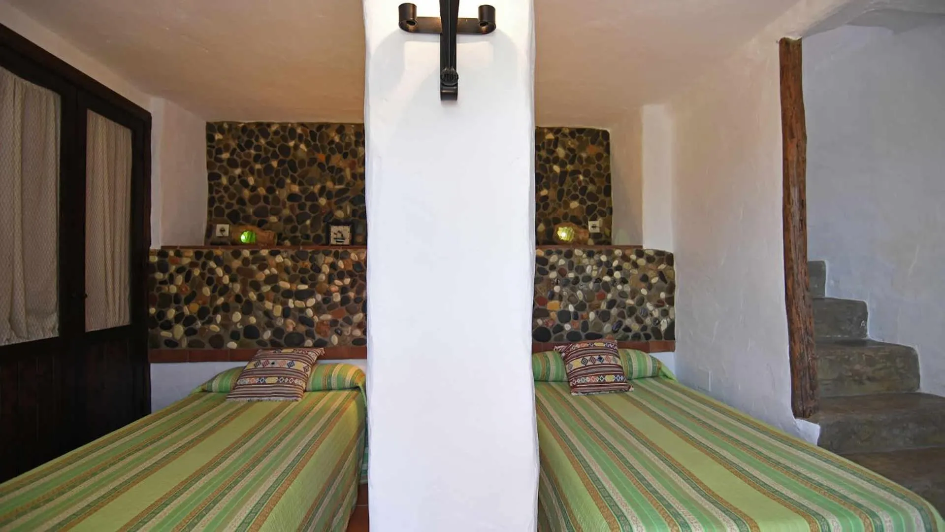 Communal lounge/ TV room, Bed in Villa Azul by Casitas Select