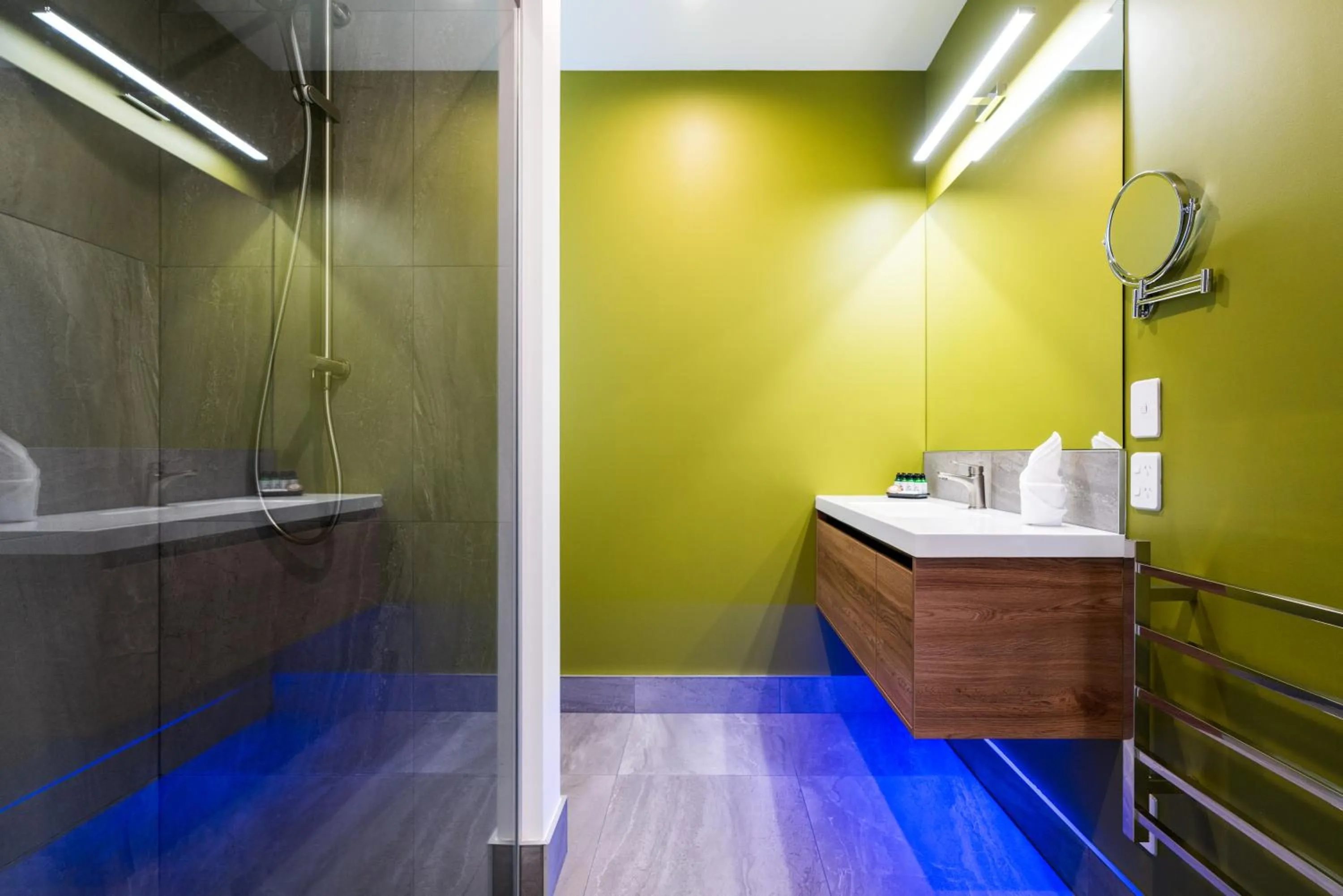 Bathroom in Rainforest Deluxe