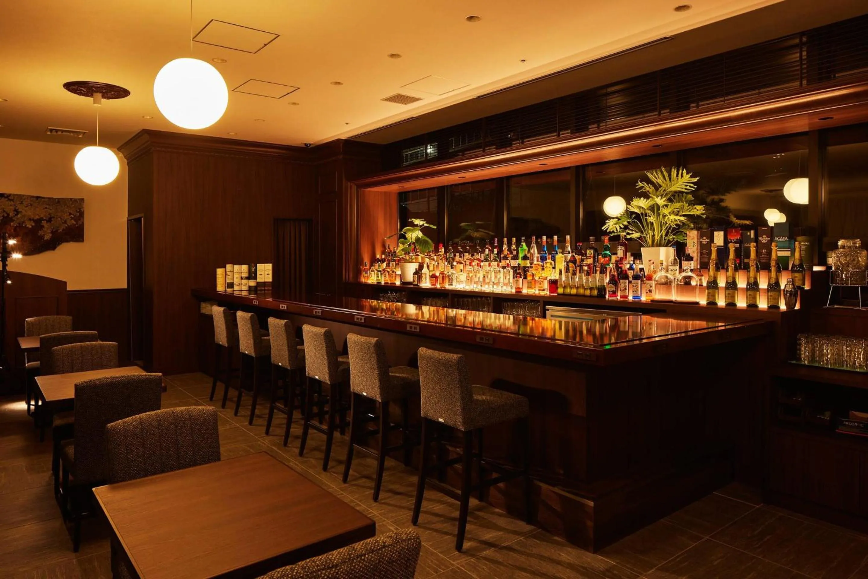 Lounge or bar in hotel around TAKAYAMA, an Ascend Collection Hotel