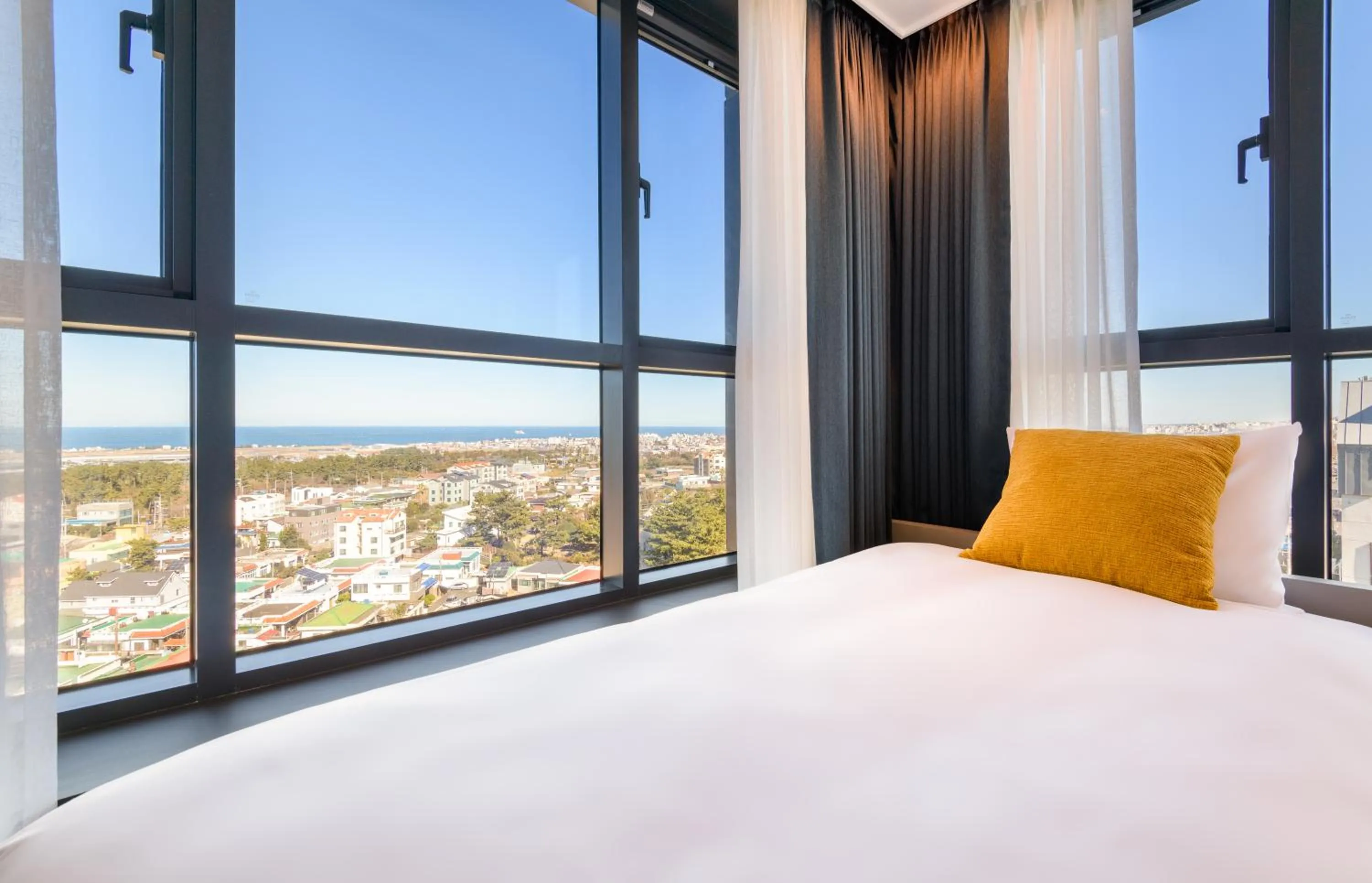 Bed in Ventimo Hotel & Residence Jeju