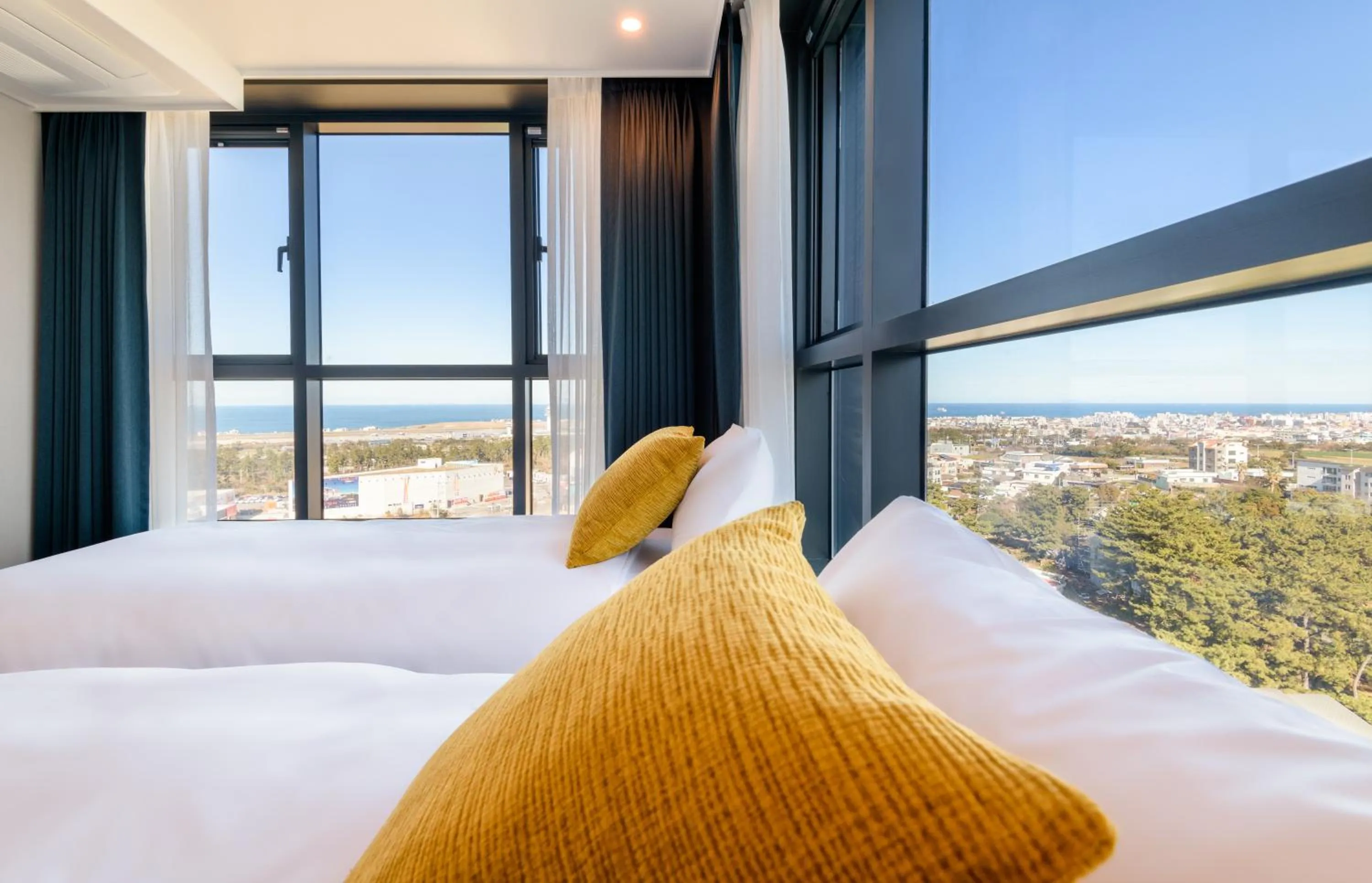 Bed in Ventimo Hotel & Residence Jeju