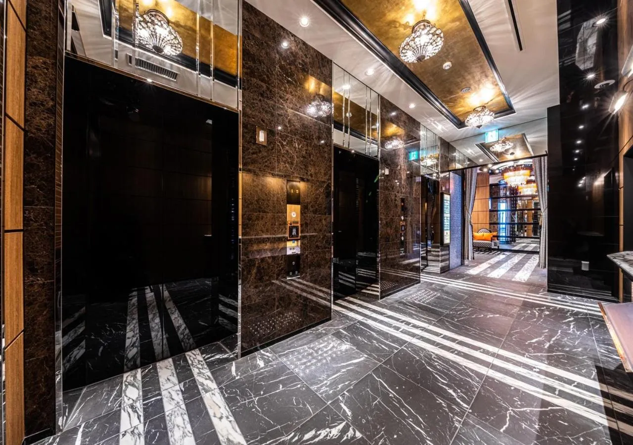 Lobby or reception in APA Hotel & Resort Hakata Ekihigashi