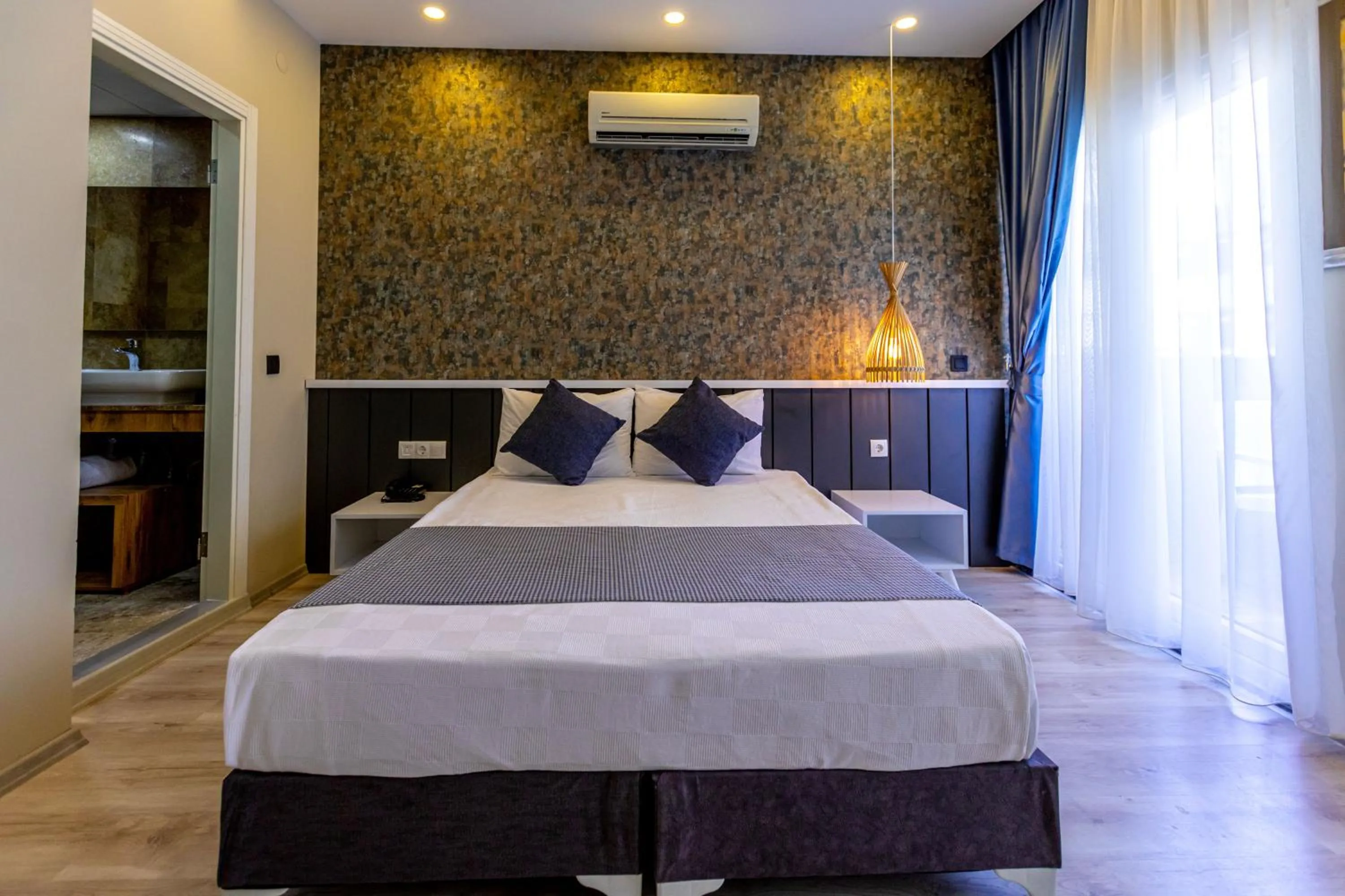 Photo of the whole room, Bed in Der Inn Hotel Konyaaltı