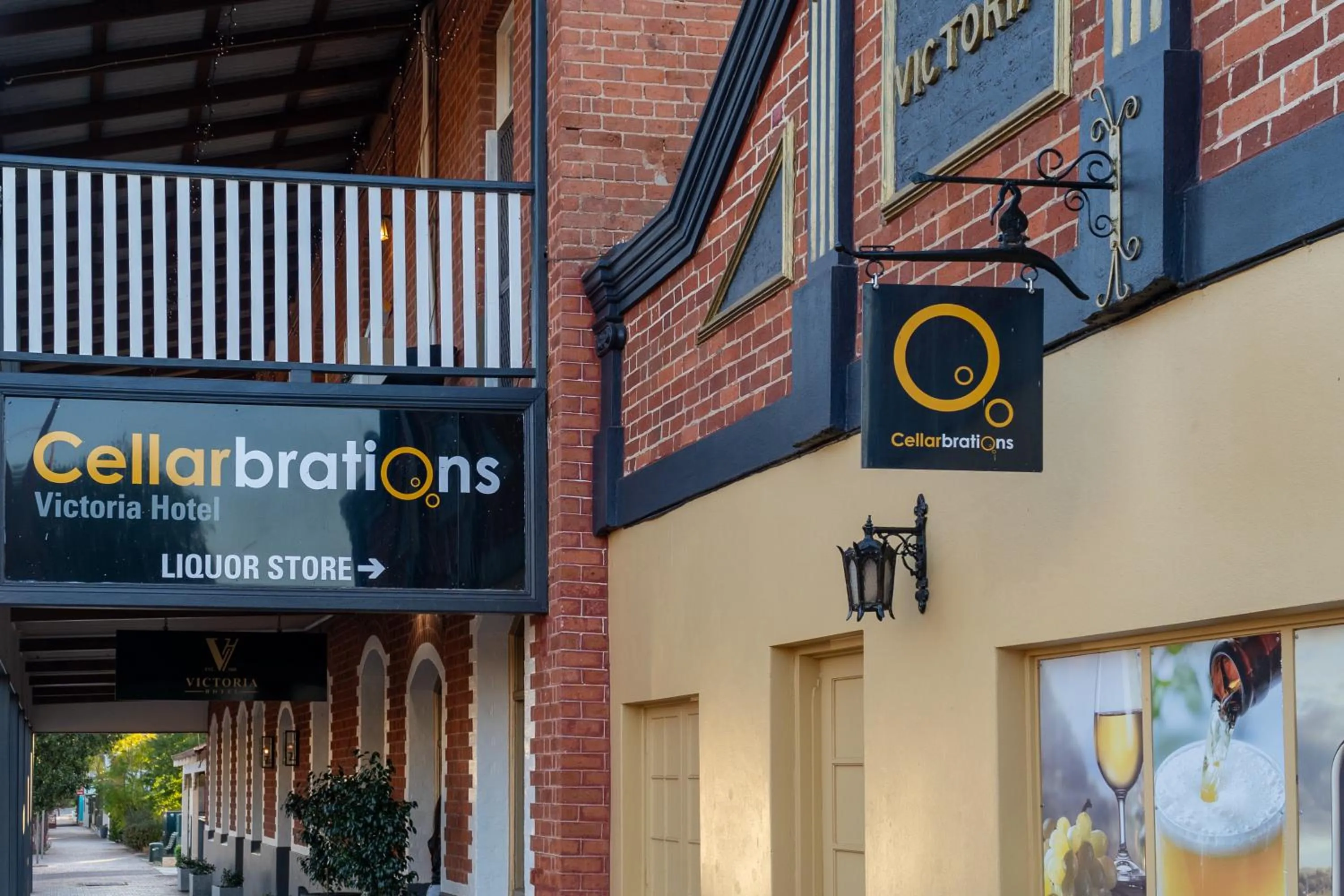 Street view in Victoria Hotel Toodyay