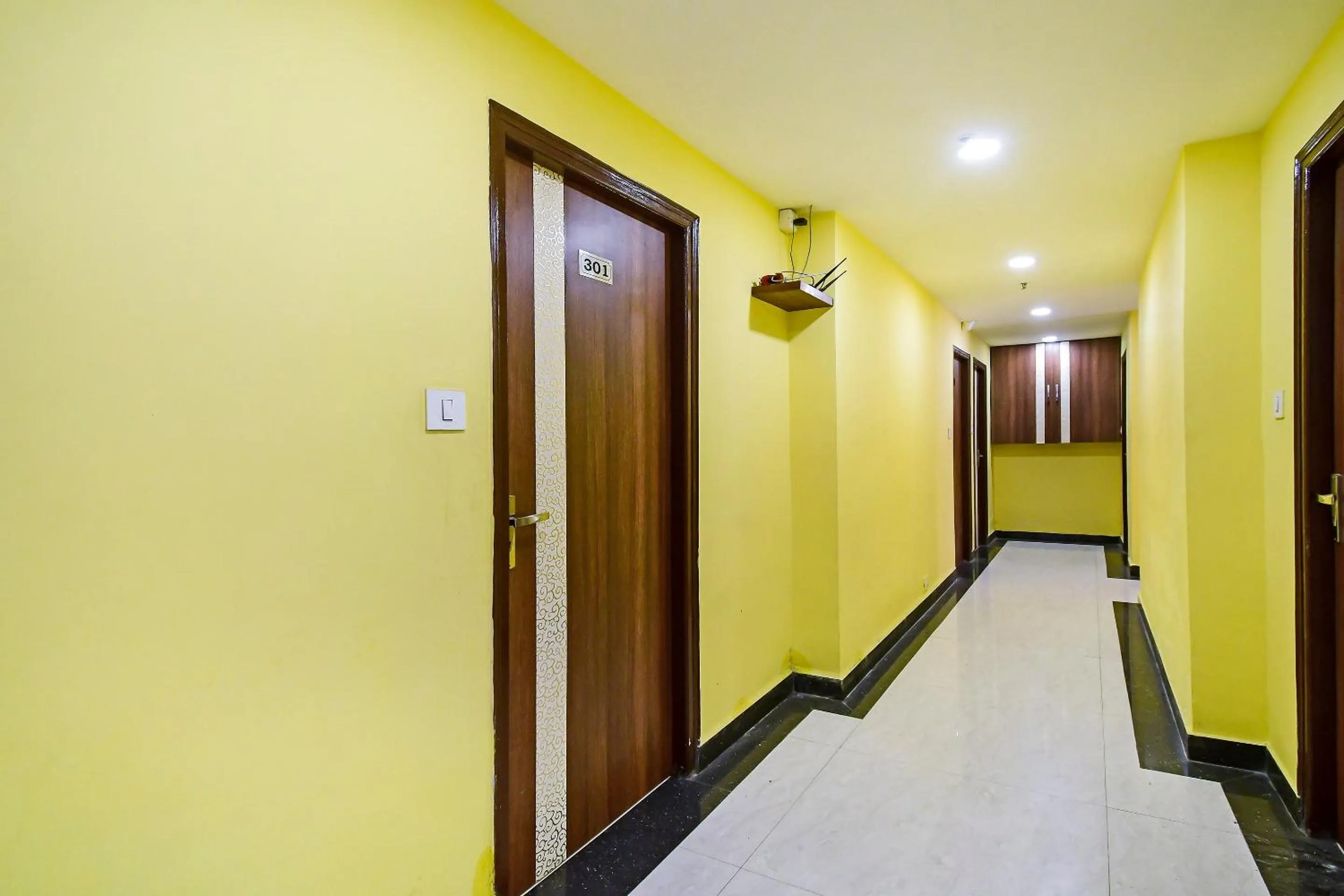 Lobby or reception in Collection O Paradise Near Chinar Park