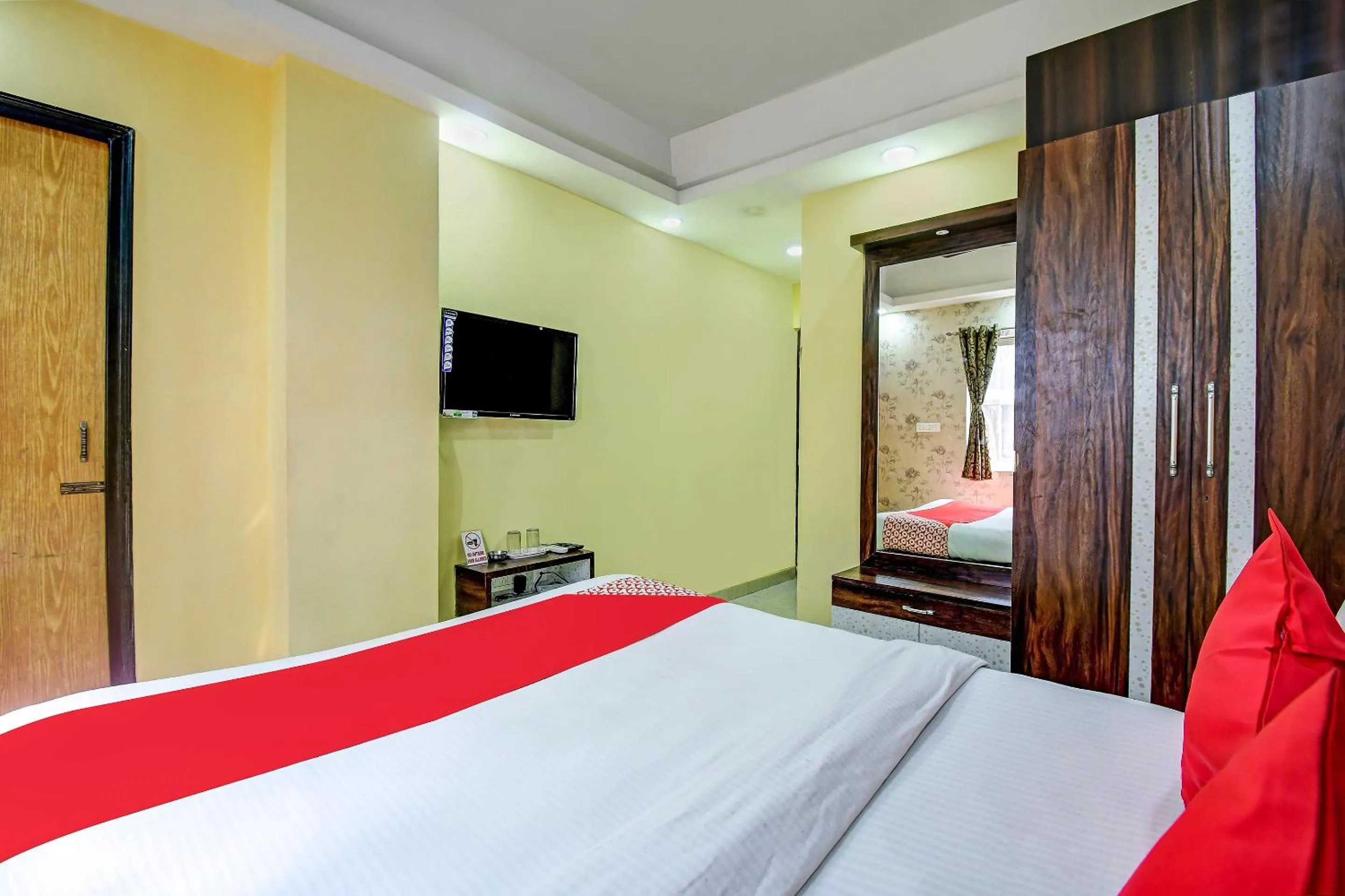 Bedroom in Collection O Paradise Near Chinar Park