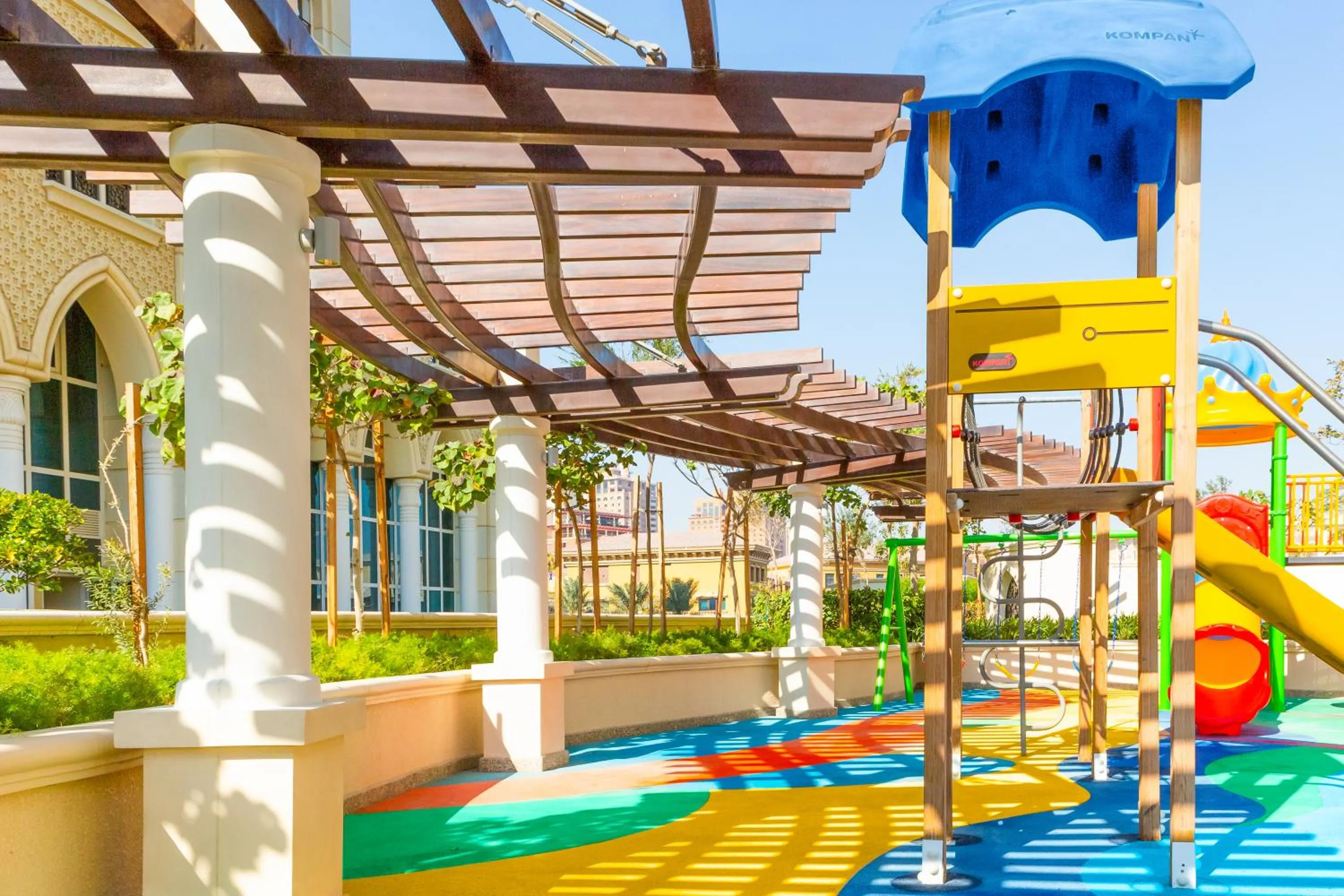 Children play ground in Retaj Baywalk Residence