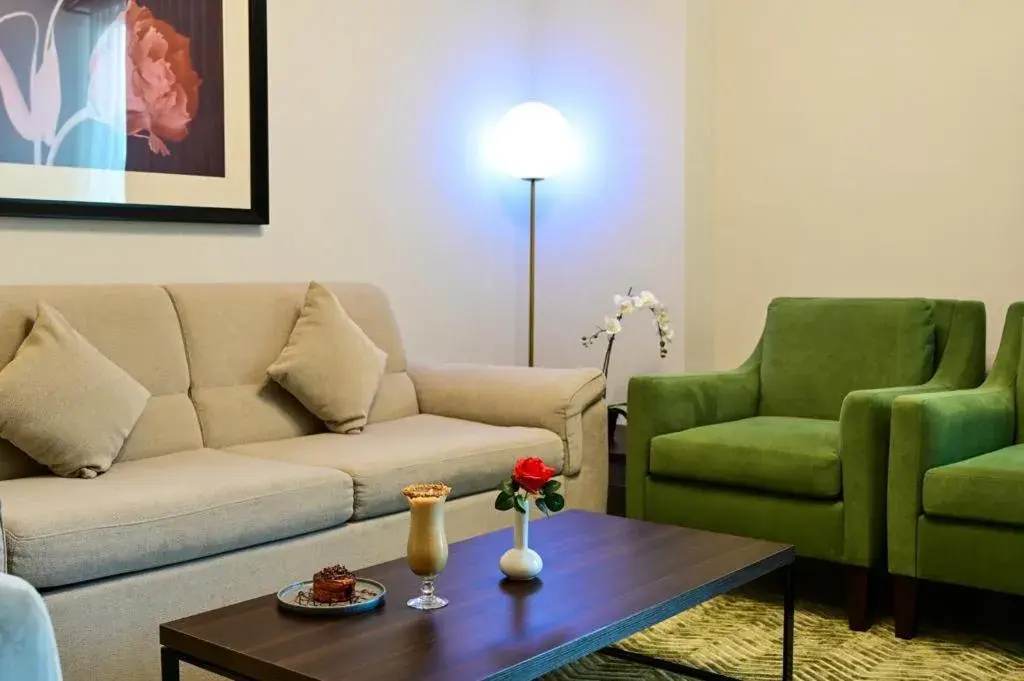 Superior Apartment in Retaj Baywalk Residence Superior Apartment in Retaj Baywalk Residence