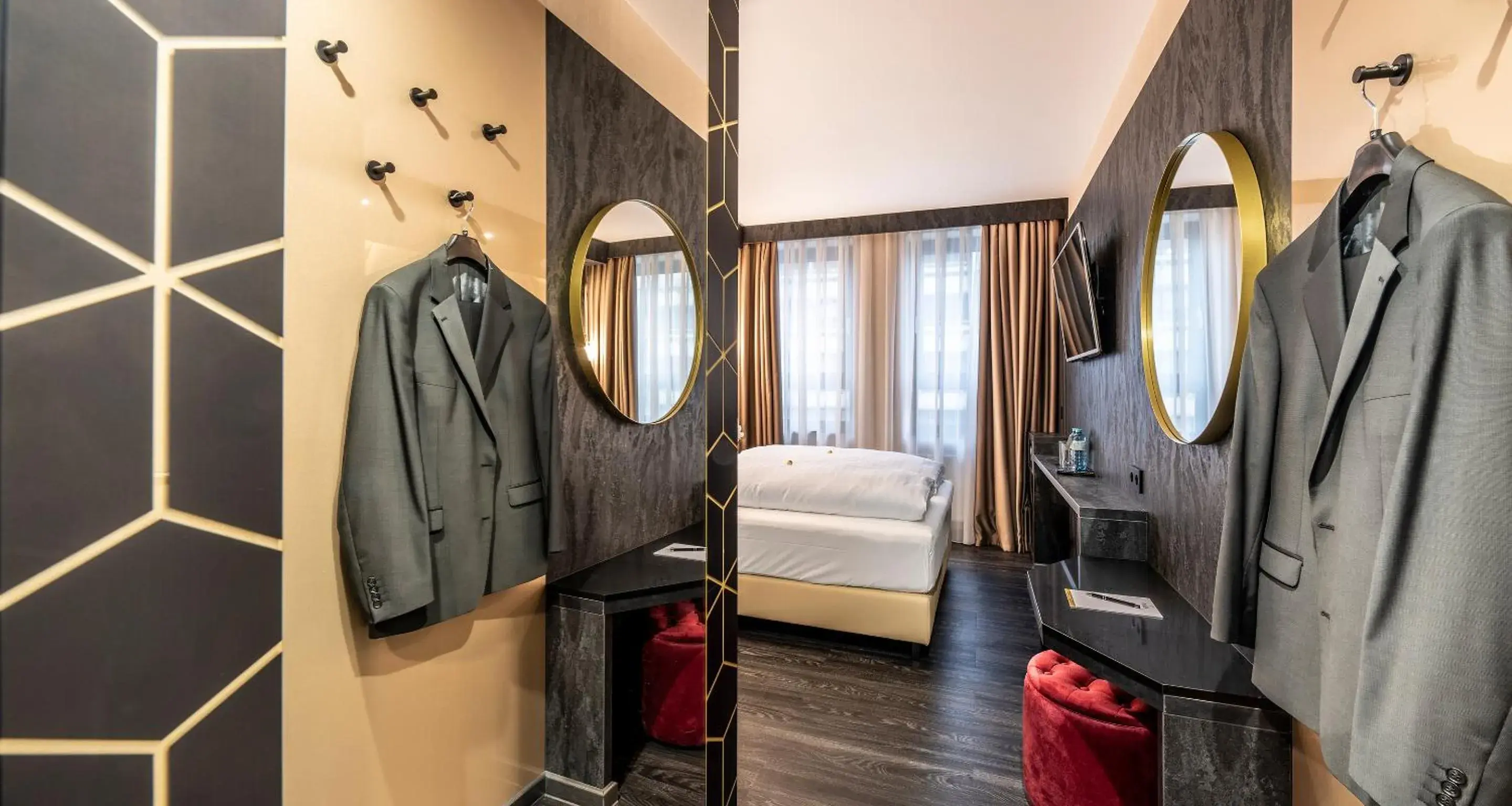 Photo of the whole room, Bed in PLAZA INN Salzburg City Photo of the whole room, Bed in PLAZA INN Salzburg City