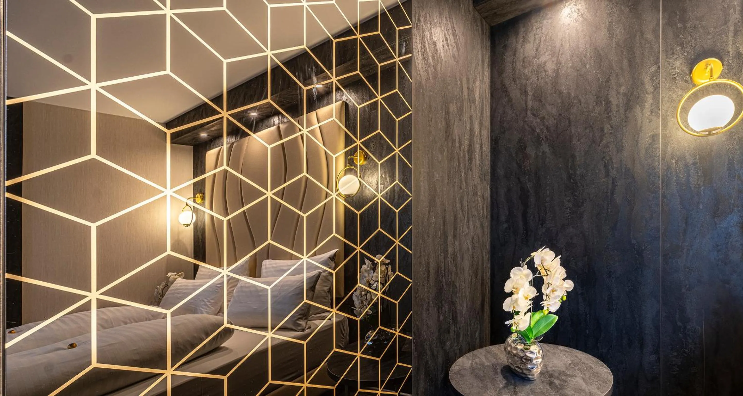 Decorative detail in PLAZA INN Salzburg City