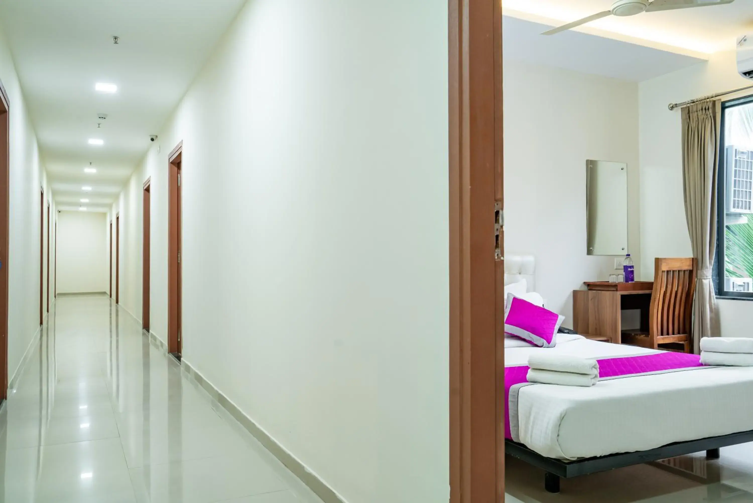 Bed in Nexstay Treats Inn Bed in Nexstay Treats Inn