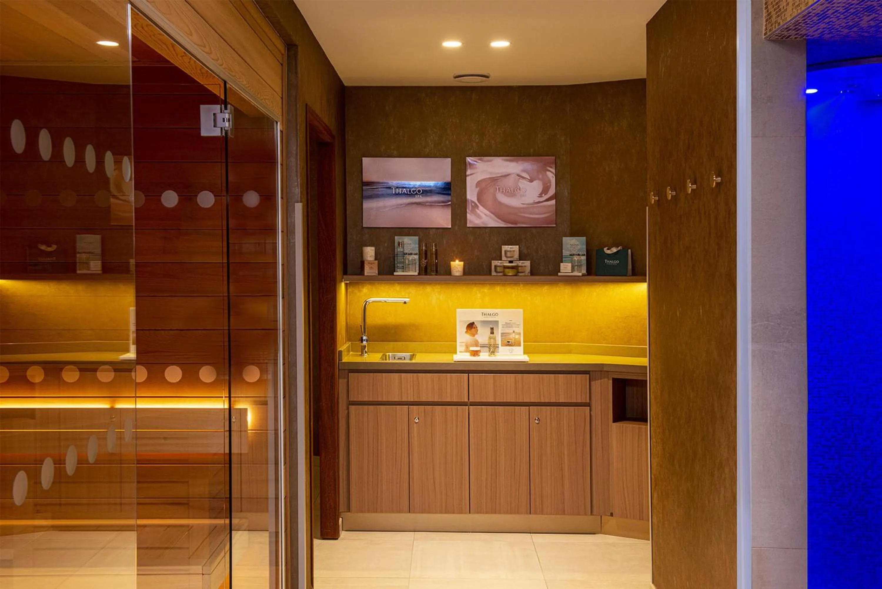 Spa and wellness centre/facilities in Radisson Blu Hotel, Rouen Centre