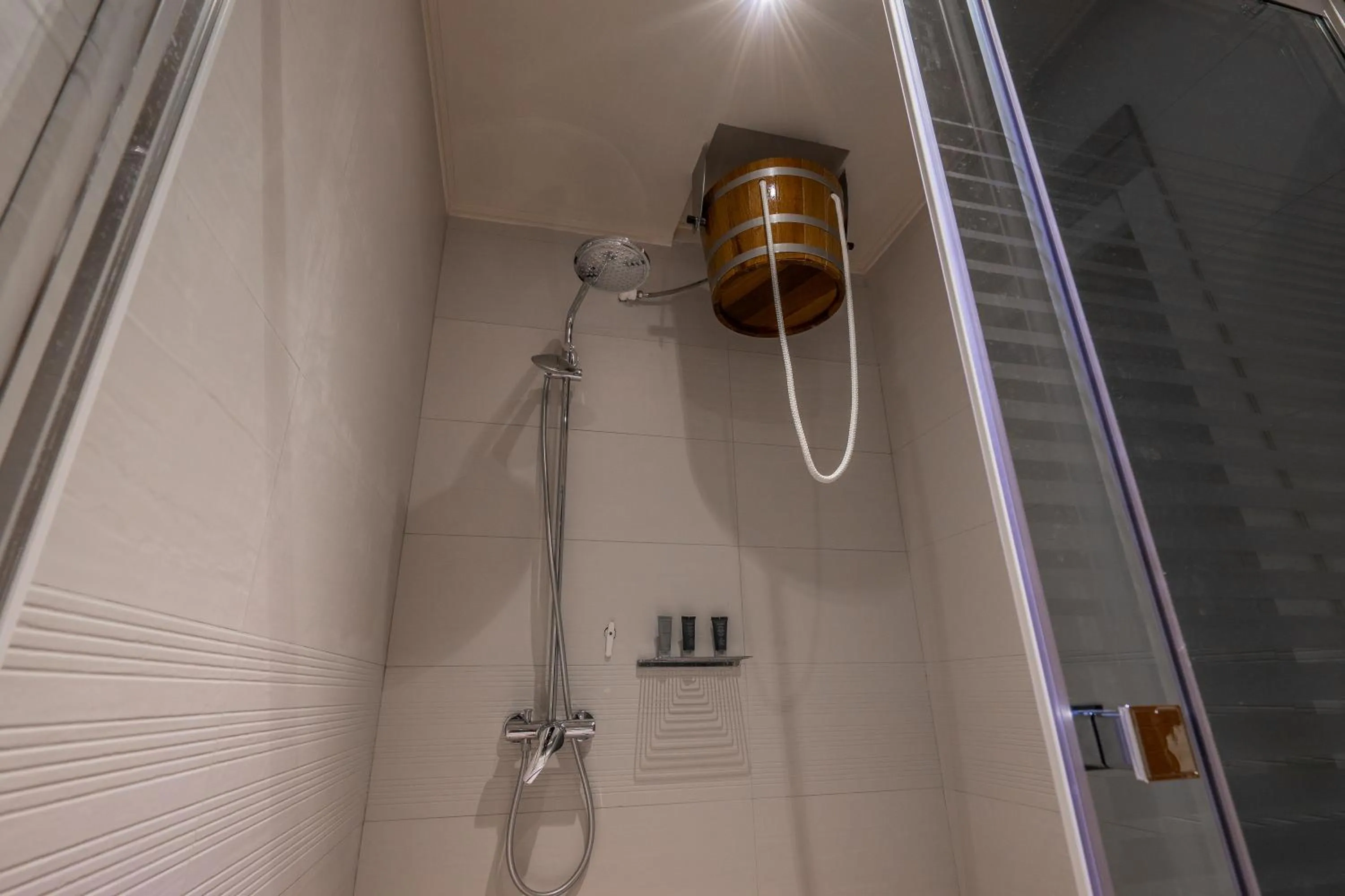 Massage in Hotel GoodAura