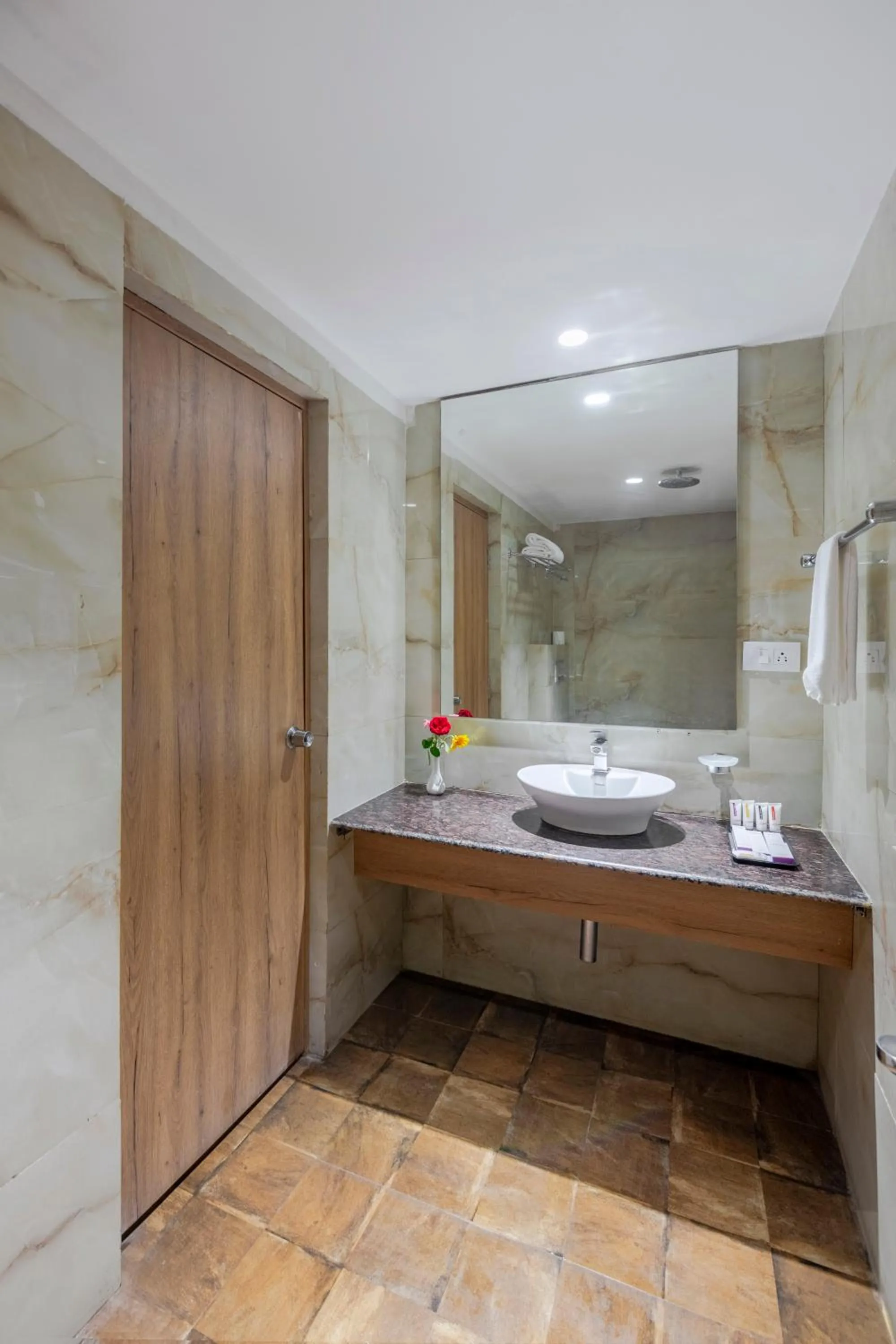 Bathroom in Sterling City Centre, Bokaro