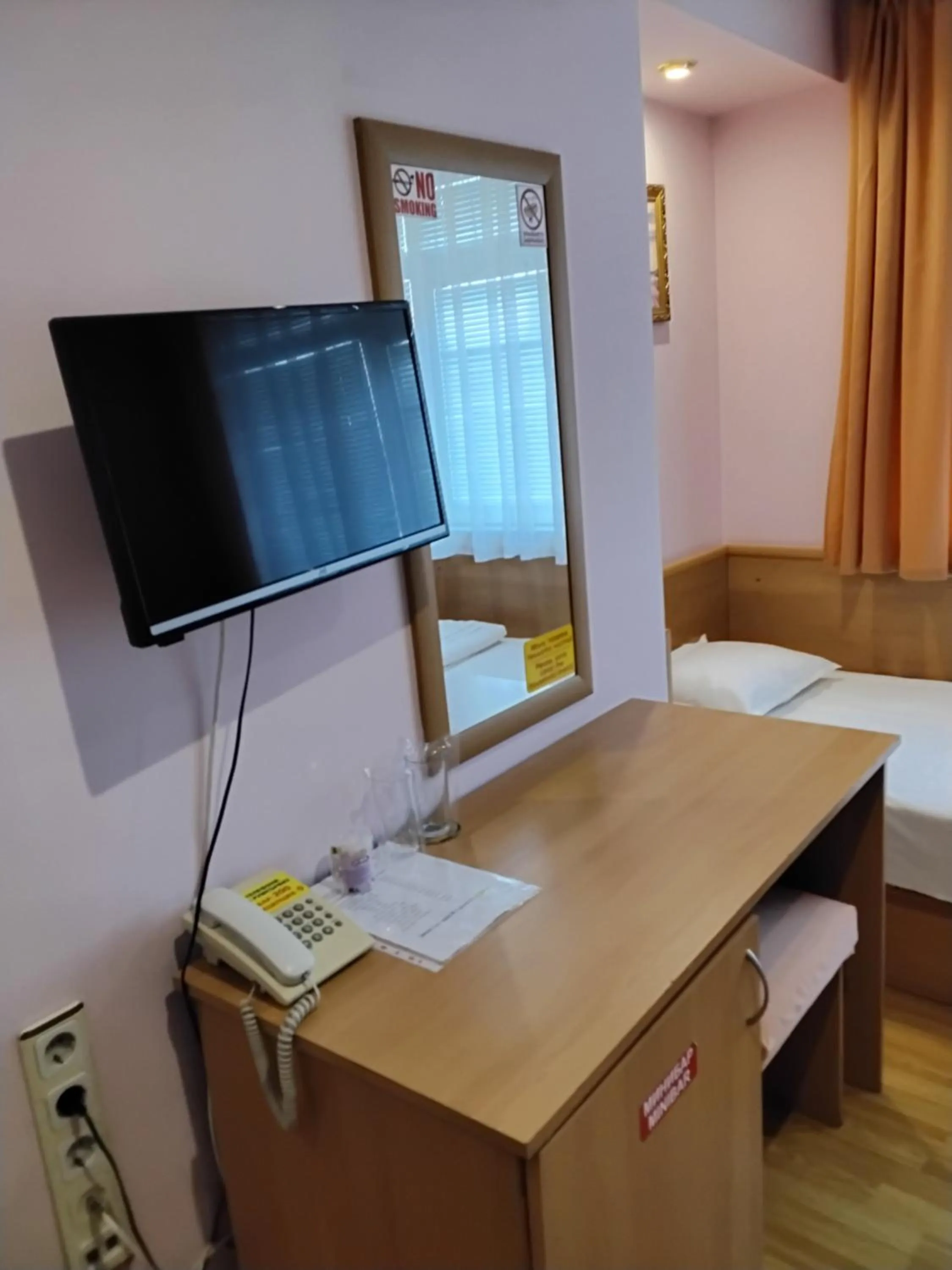 Bed in Hotel Mehdjarel