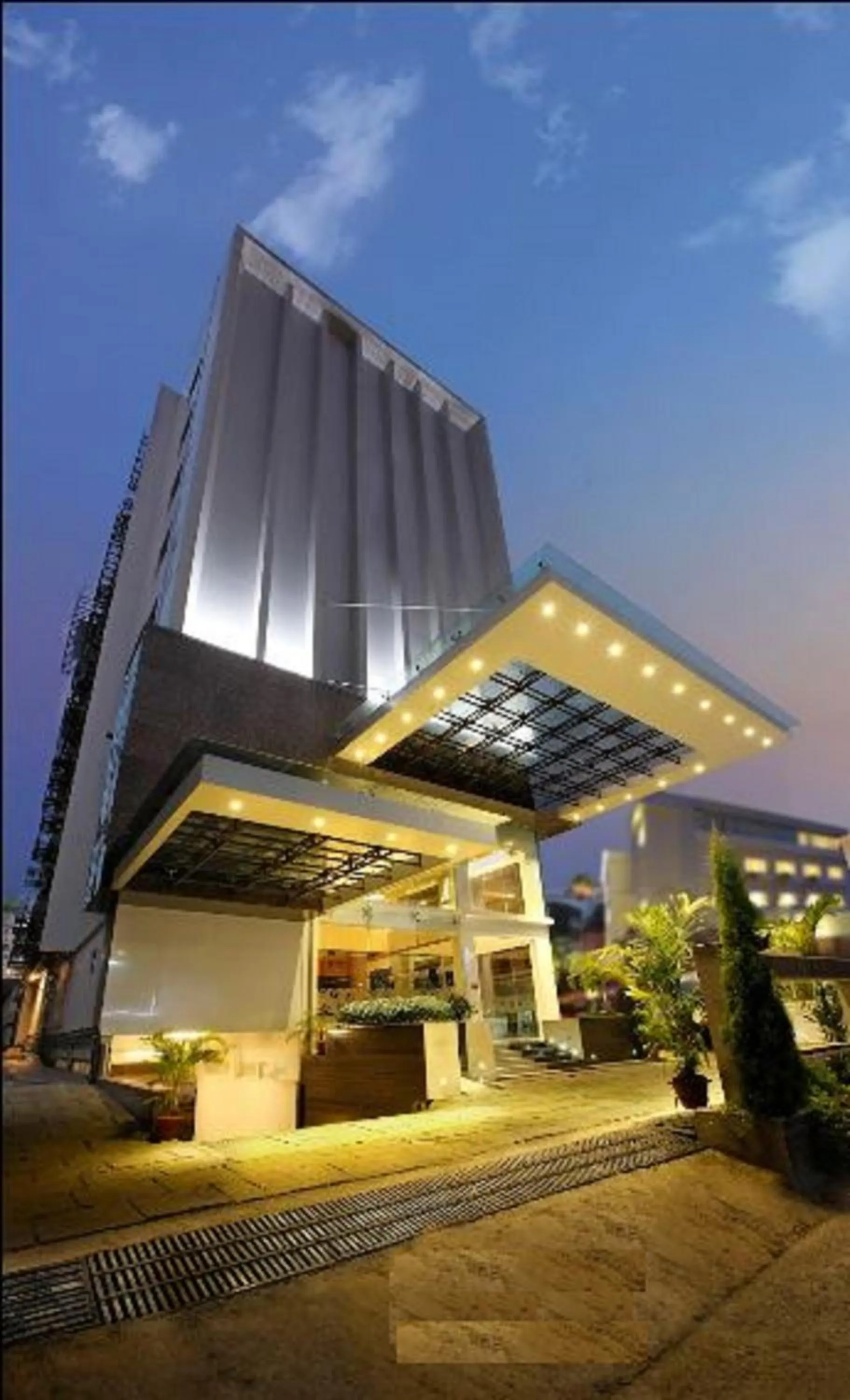 Facade/entrance in Ginger Kochi MG Road