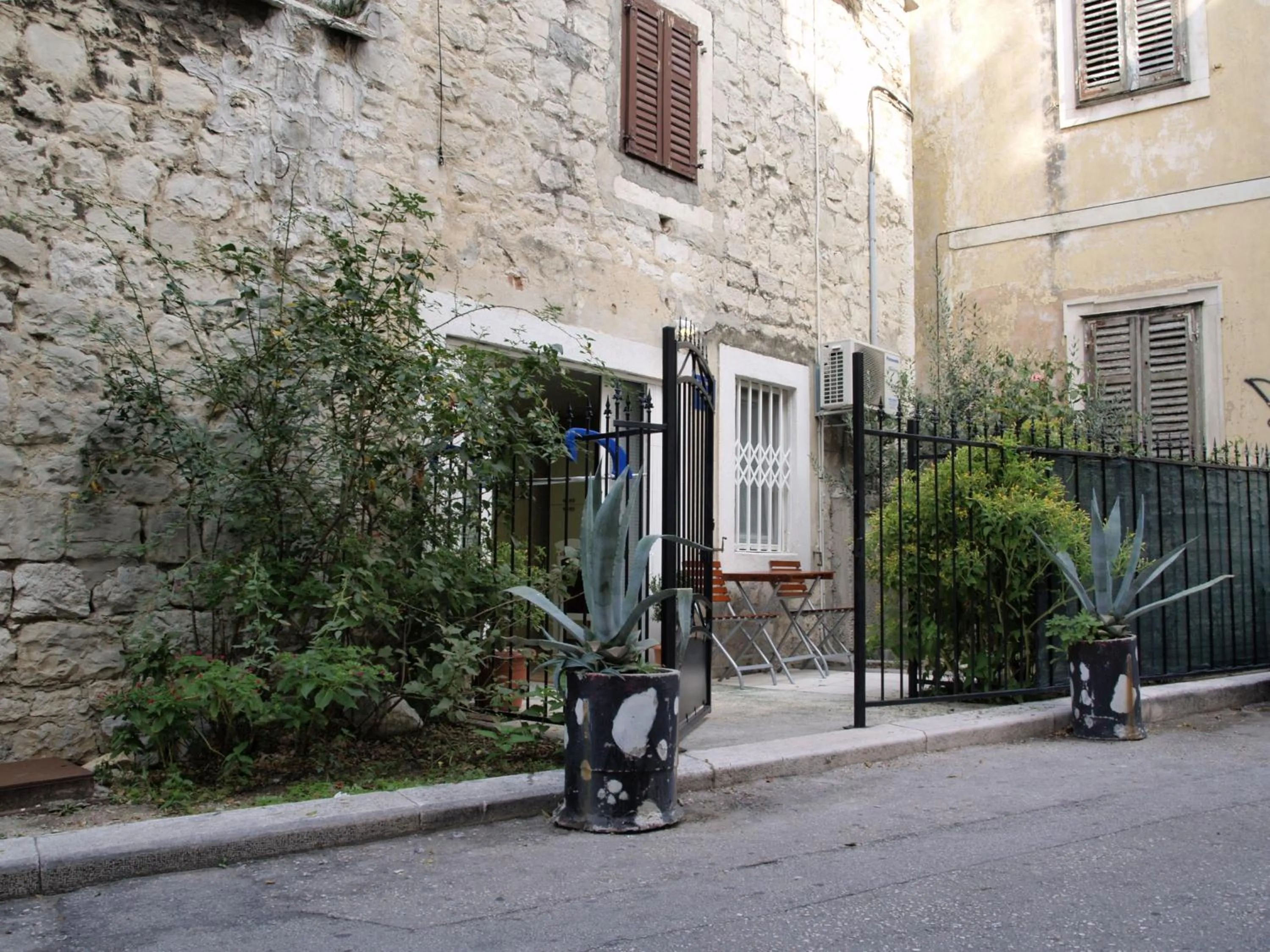 Studio with Patio in Apartment Skeja