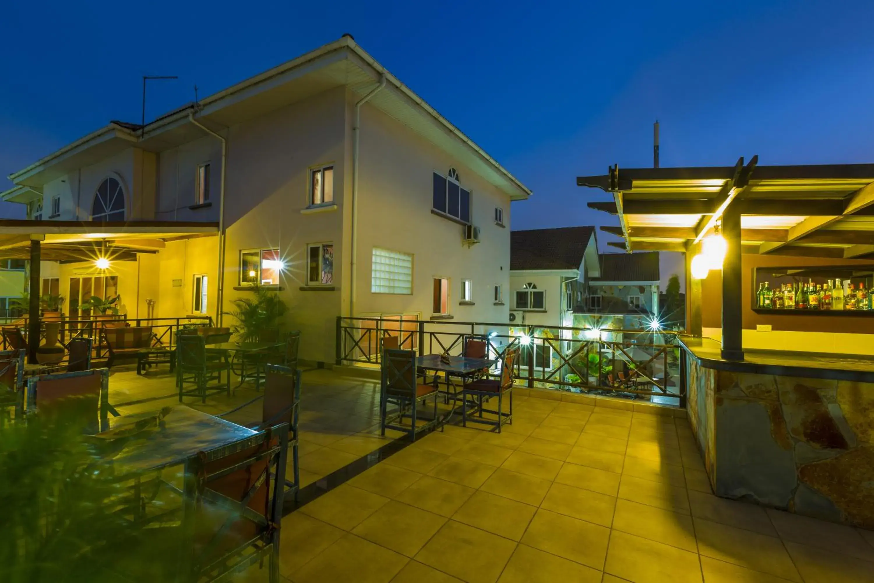 Lounge or bar in Midindi Hotel Lounge or bar in Midindi Hotel