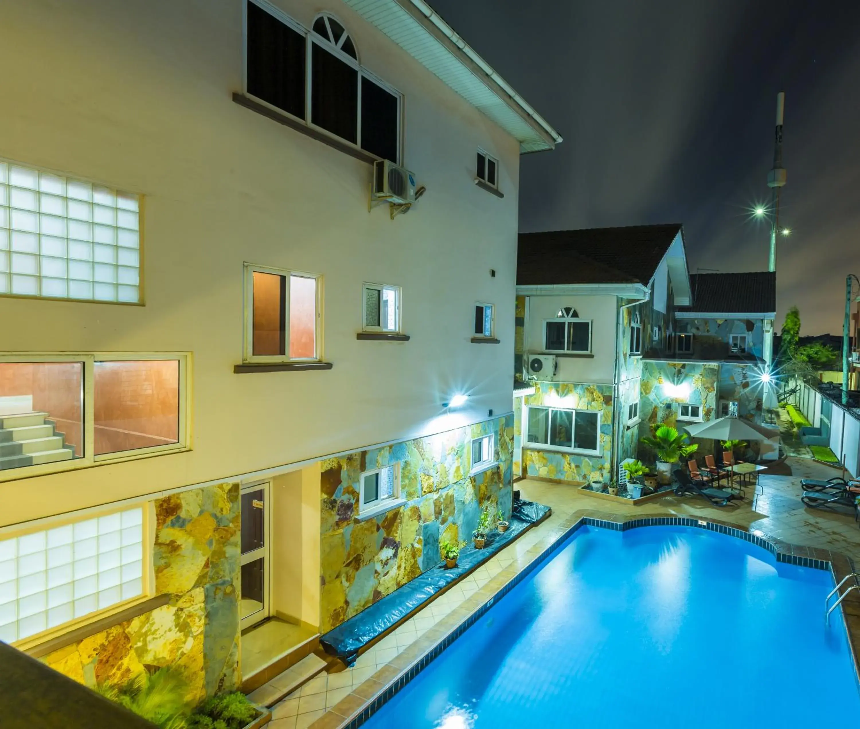 Pool view in Midindi Hotel Pool view in Midindi Hotel