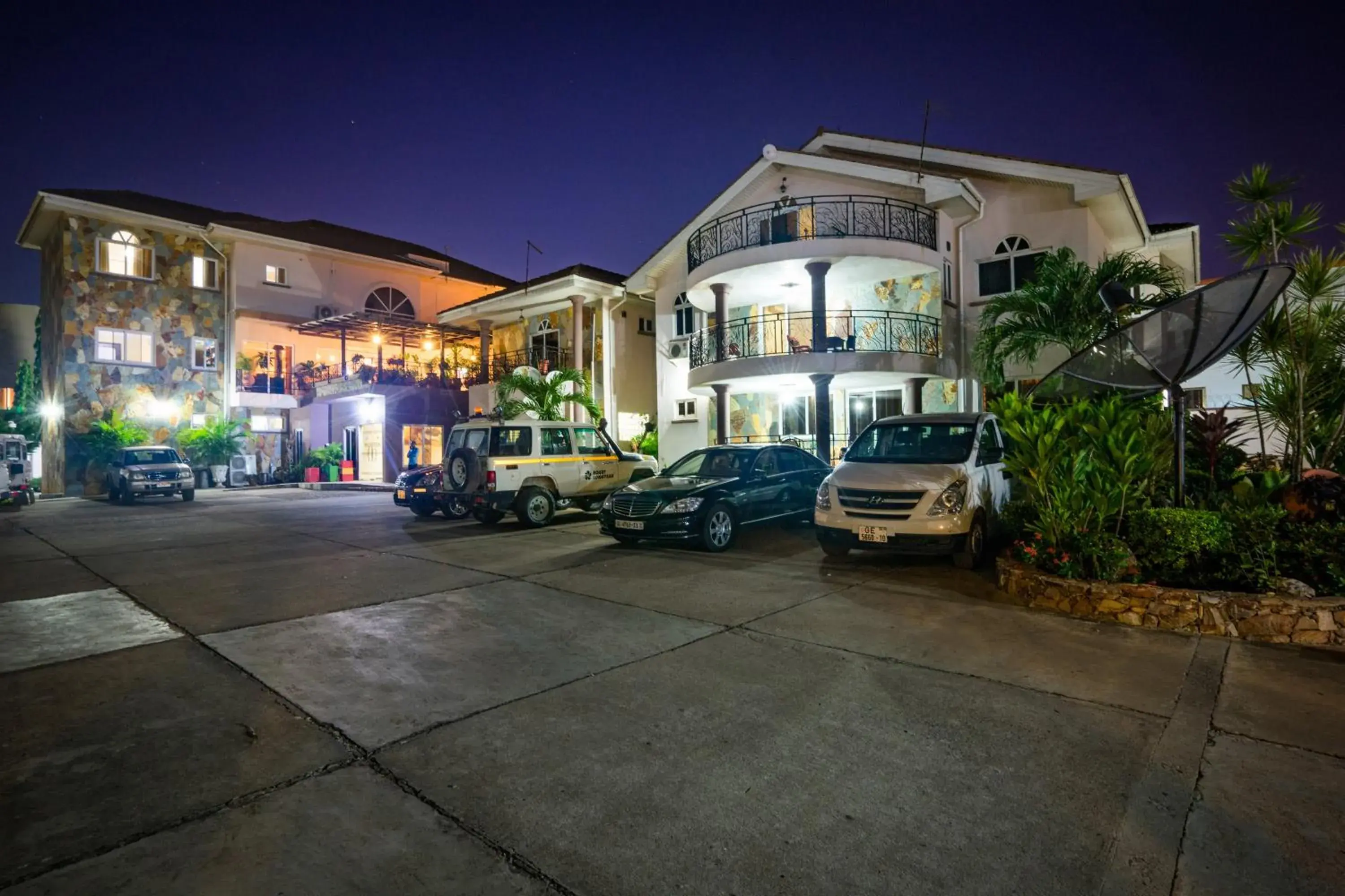 Property building in Midindi Hotel Property building in Midindi Hotel