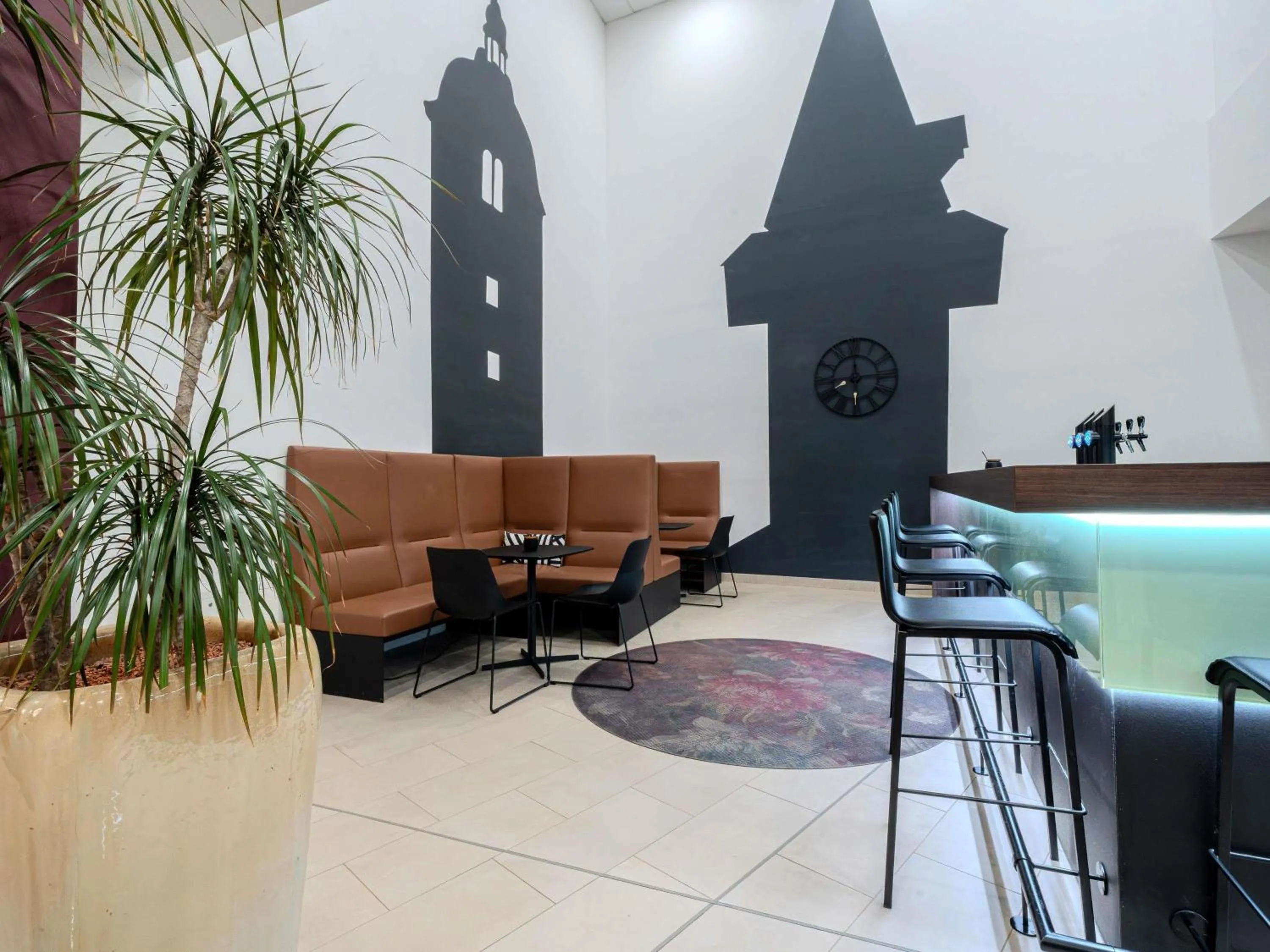 Lounge or bar in Hotel Mercure Graz City
