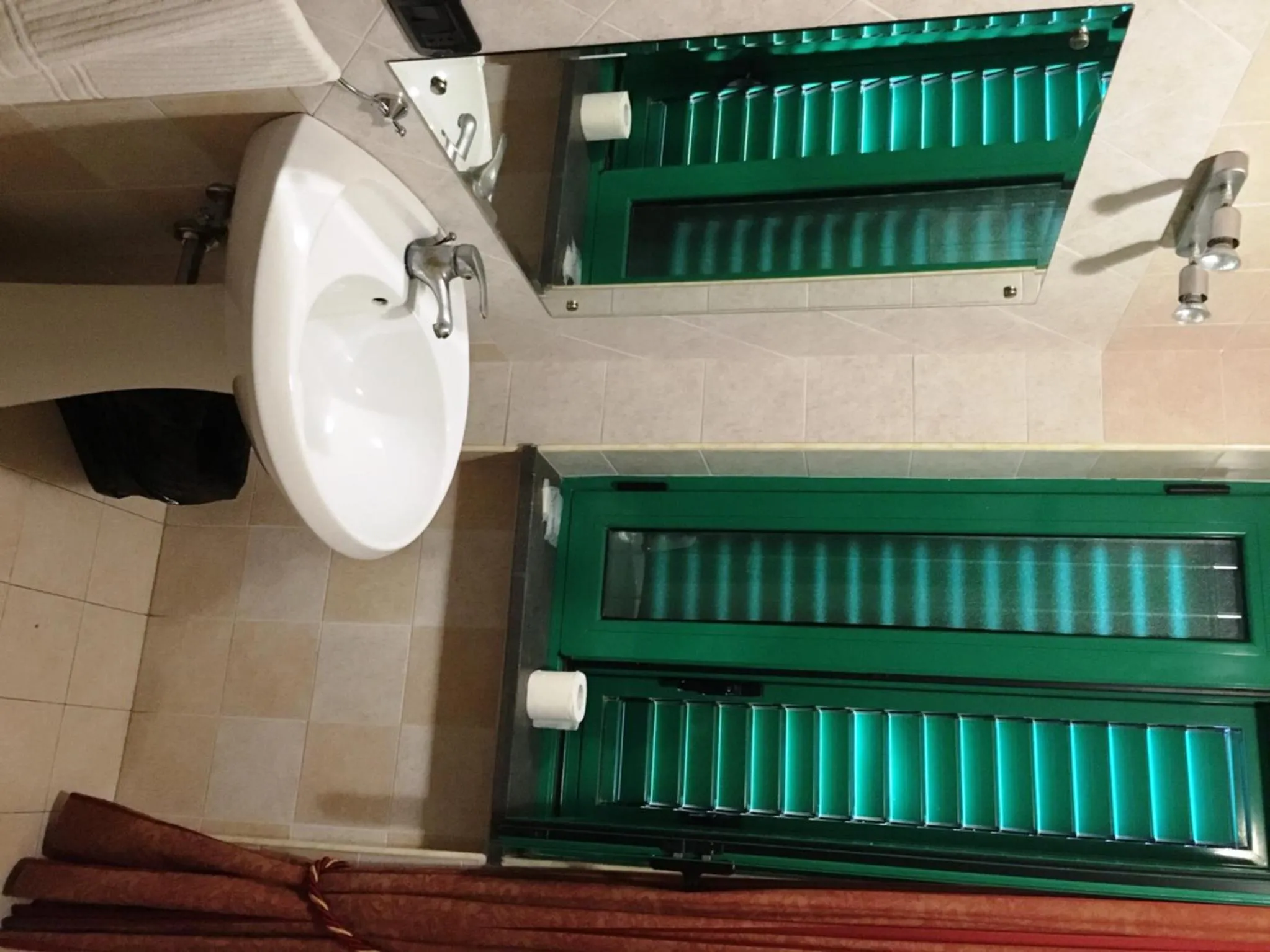 Bathroom in Hotel Stefano a Melito