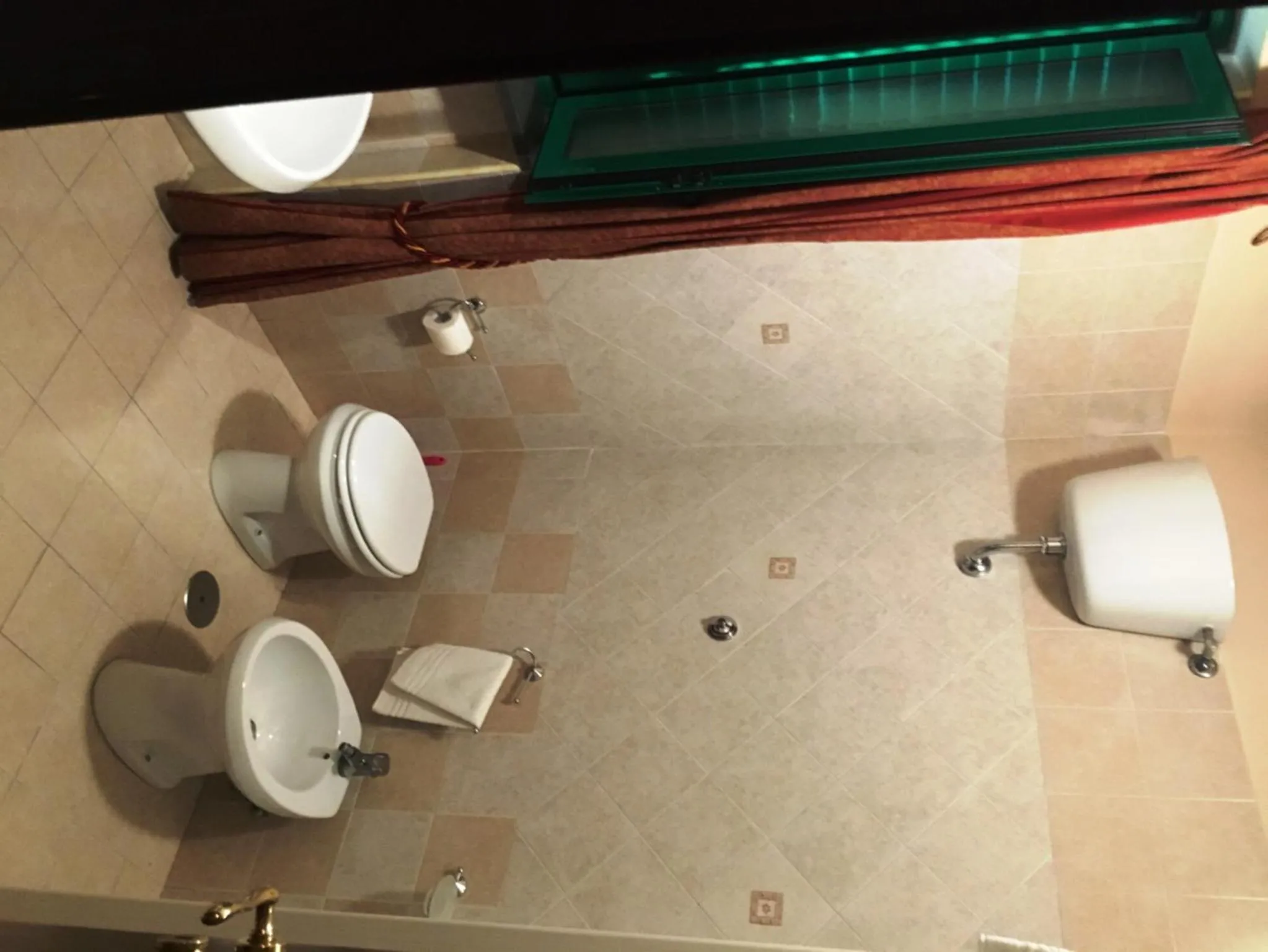 Bathroom in Hotel Stefano a Melito