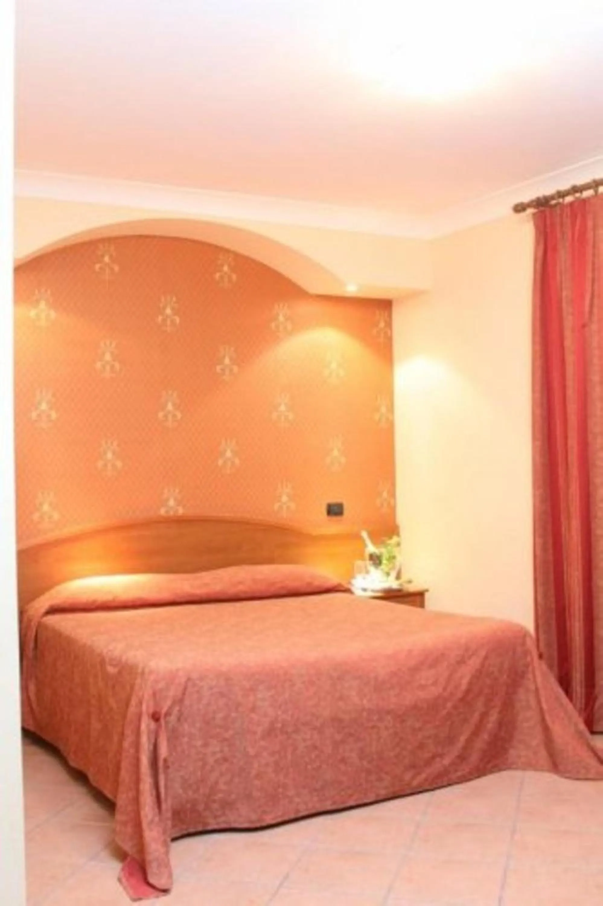 Bedroom, Bed in Hotel Stefano a Melito
