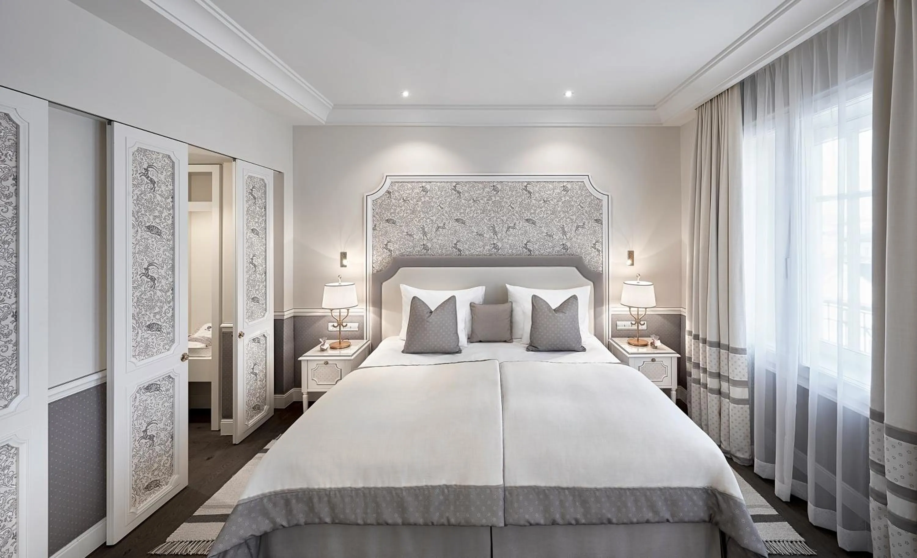 Photo of the whole room, Bed in Hotel Sacher Salzburg