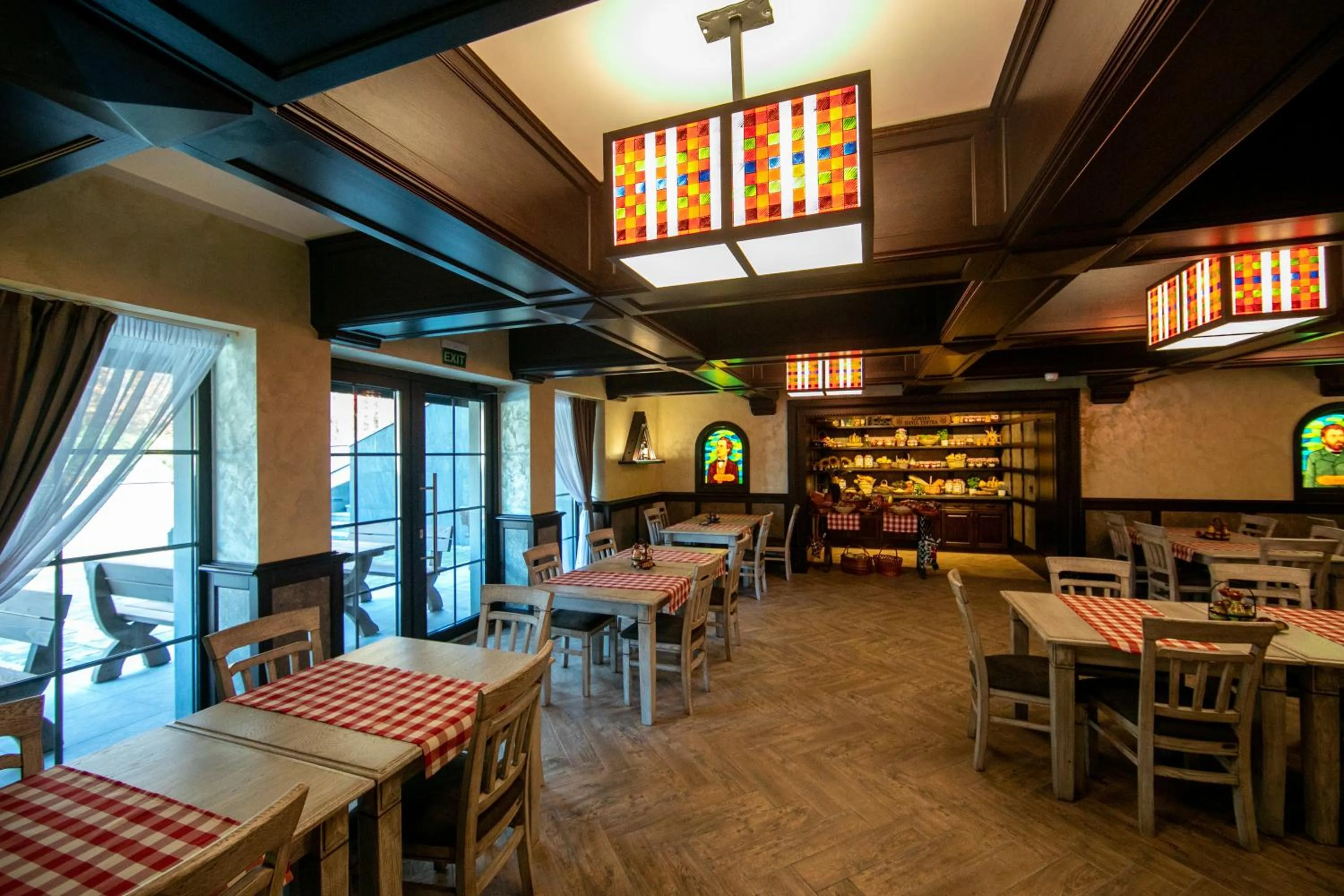 Restaurant/places to eat in Hanul Tentea-Pasul Gutai