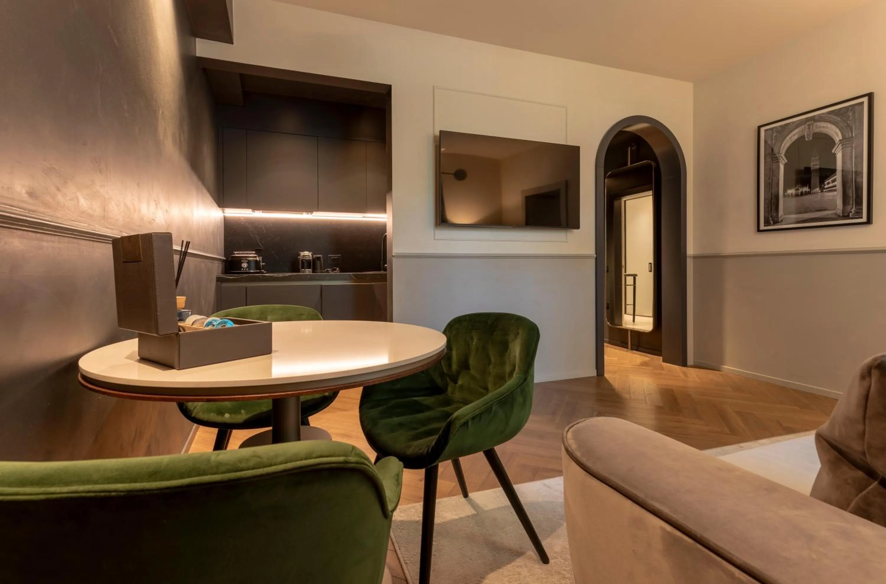 Kitchen or kitchenette in Luxury Apartments Palazzo Nani