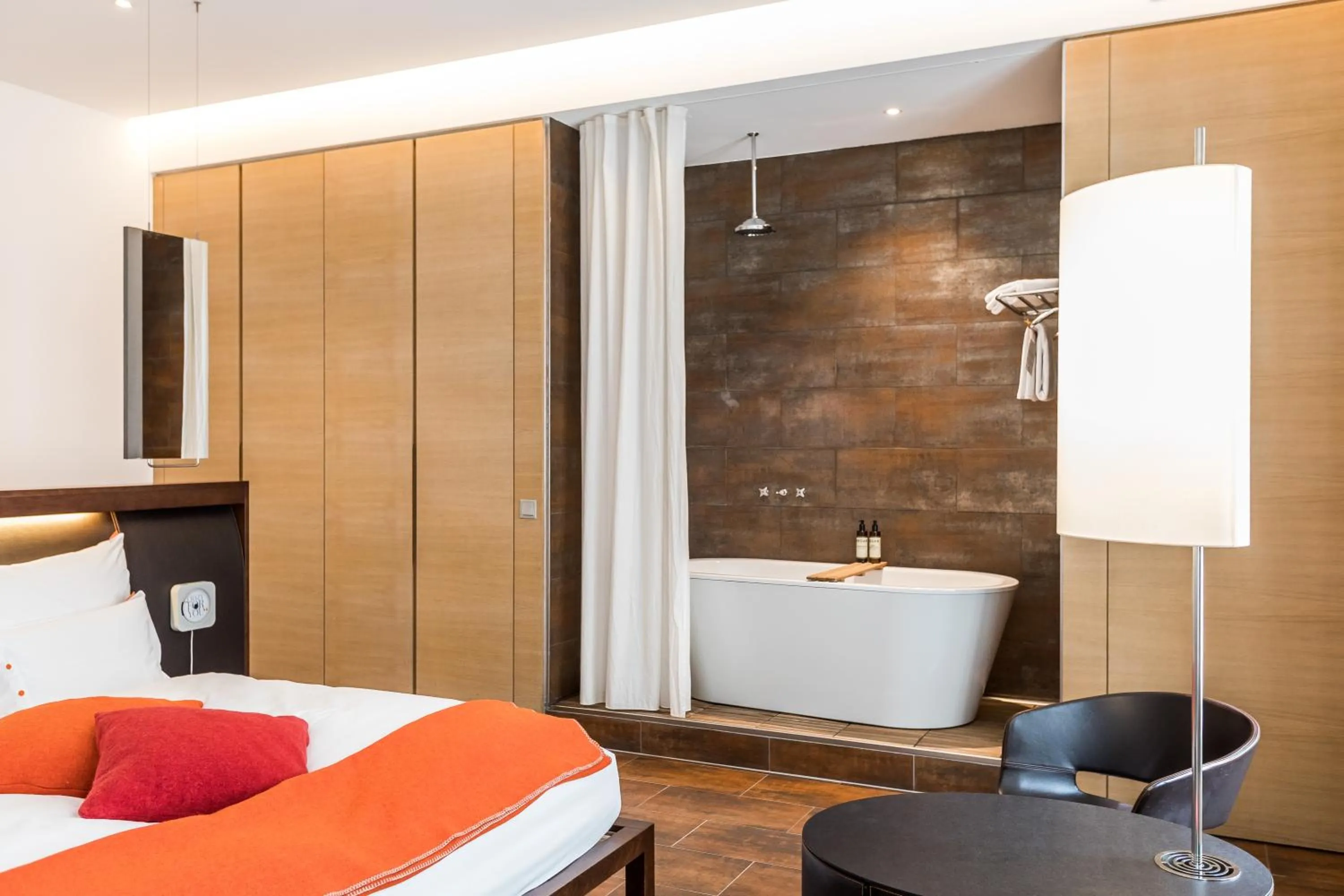 Bathroom, Bed in Buxbaum Beletage Design & Boutique Hotel