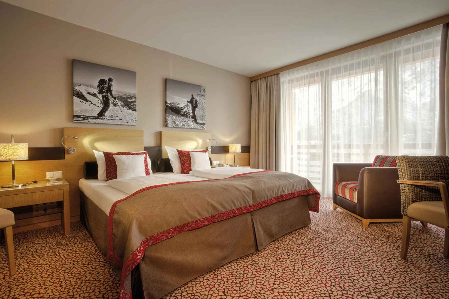 Photo of the whole room, Bed in aja Fürstenhaus am Achensee