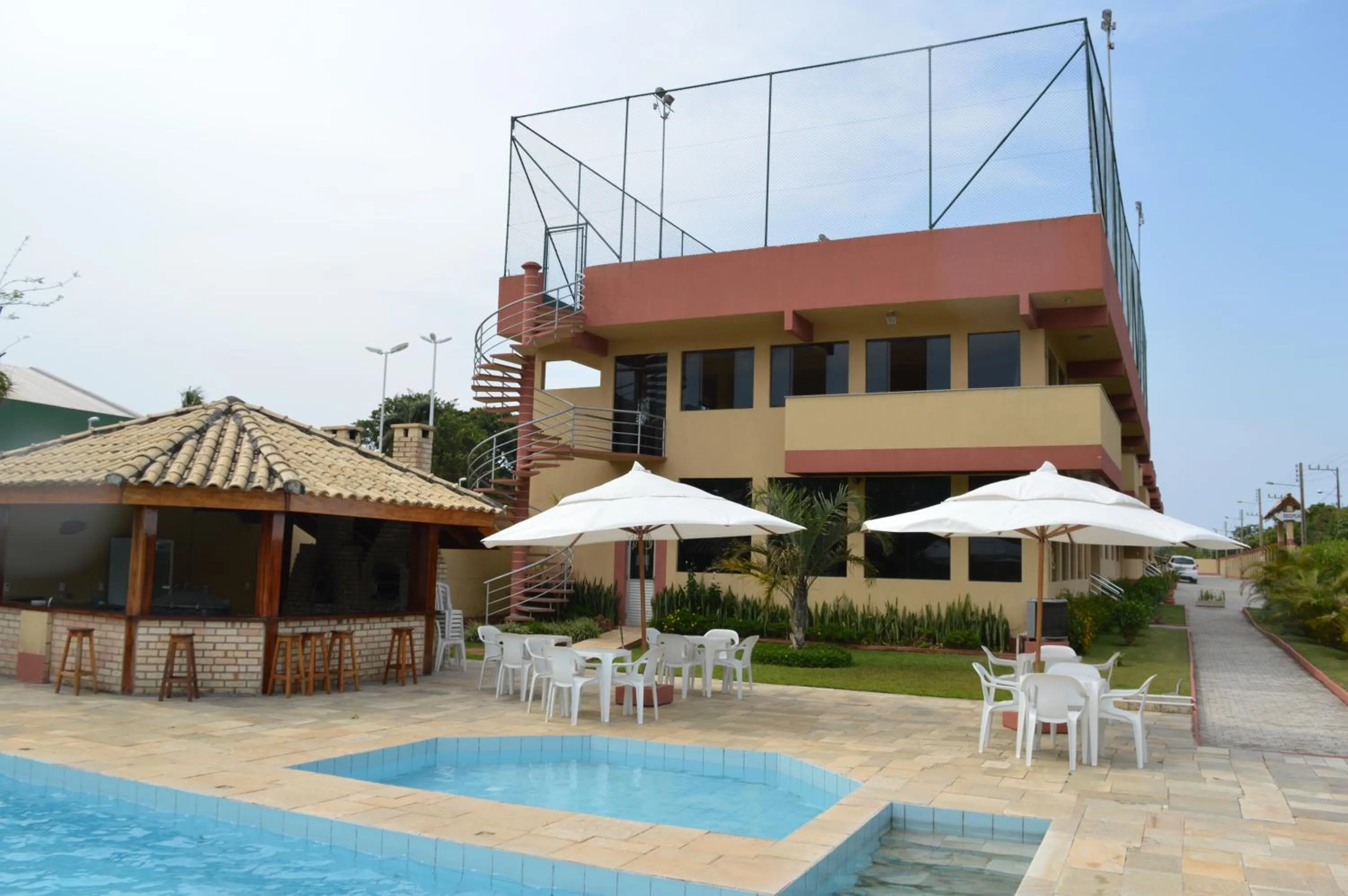 Swimming pool in Pousada Vale Del Sol