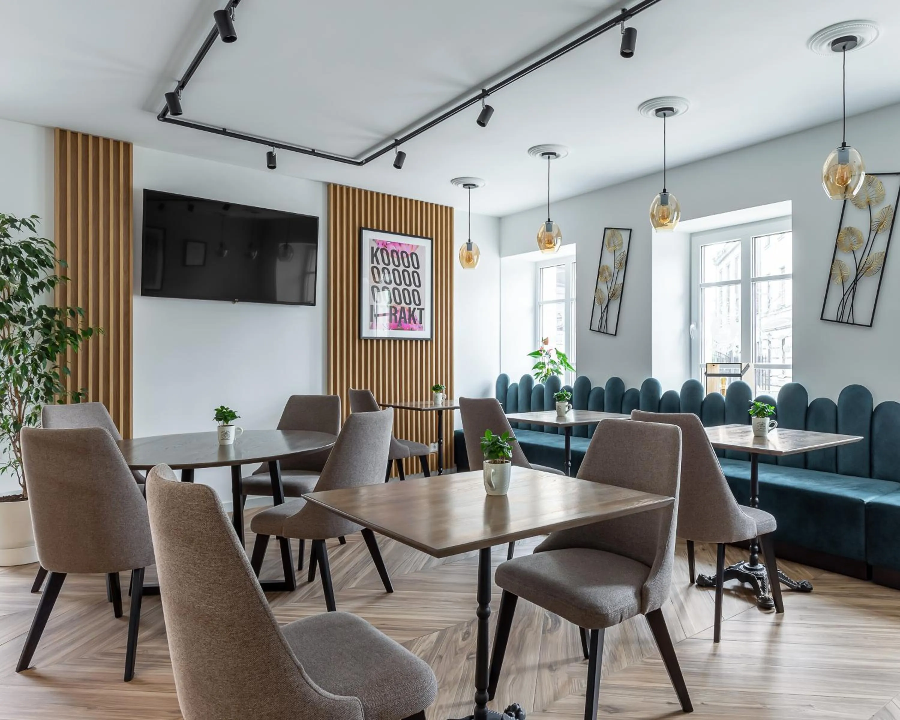 Coffee/tea facilities in KONTRAKT Boutique Hotel