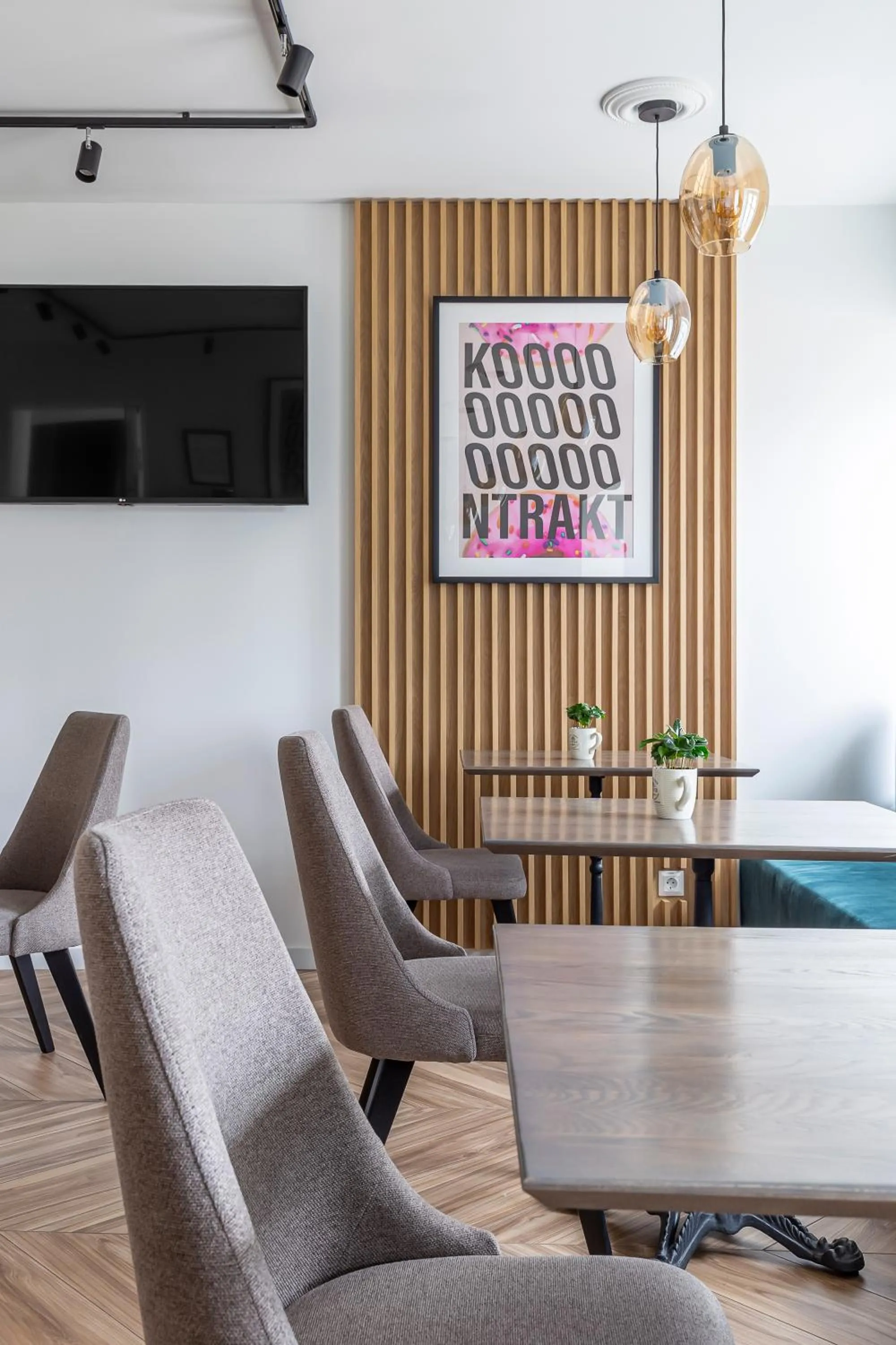 Coffee/tea facilities in KONTRAKT Boutique Hotel